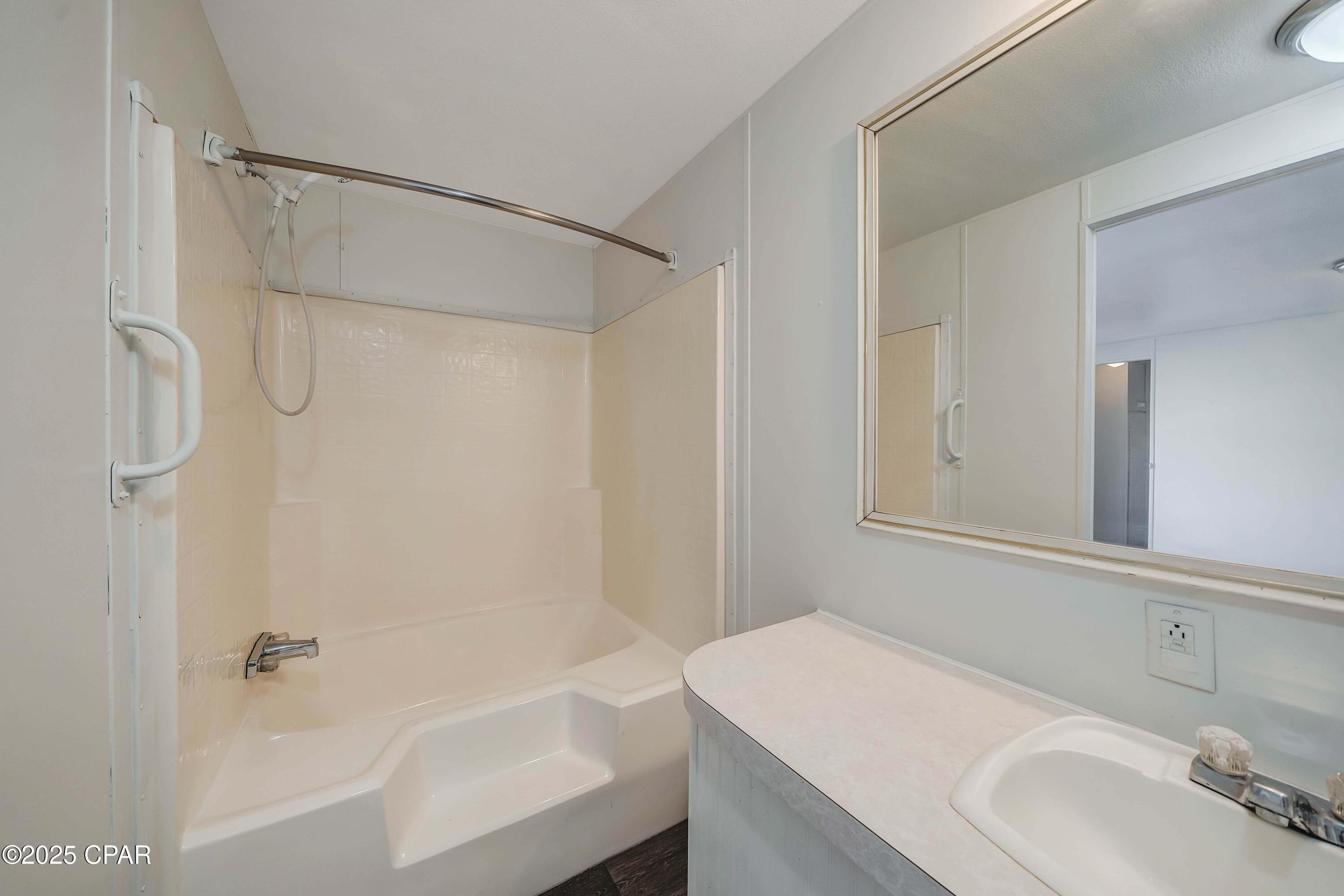 V_5fdp6bz659_jen2l1kizxvhkpebwpzzq7hijbscxu