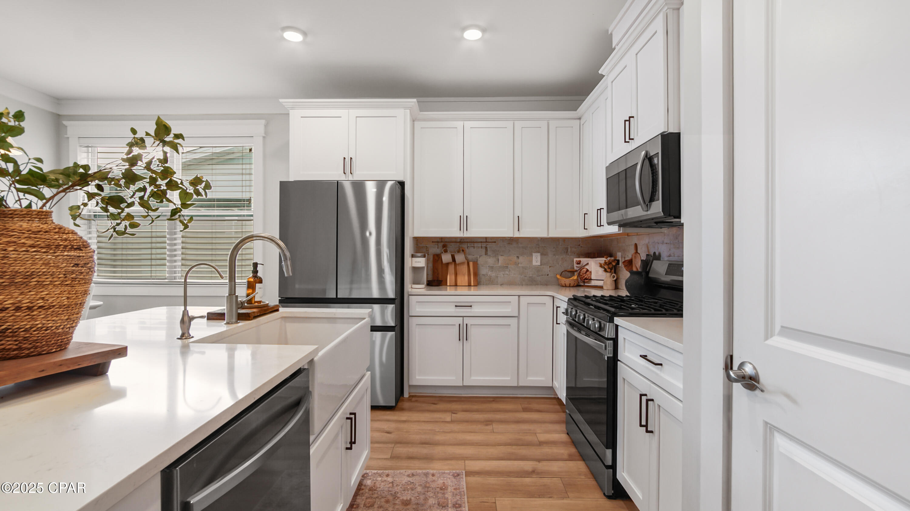 Aih6otlm6v5c Klrr5hbxpgtv1gf92dsncvqzqqfrxu