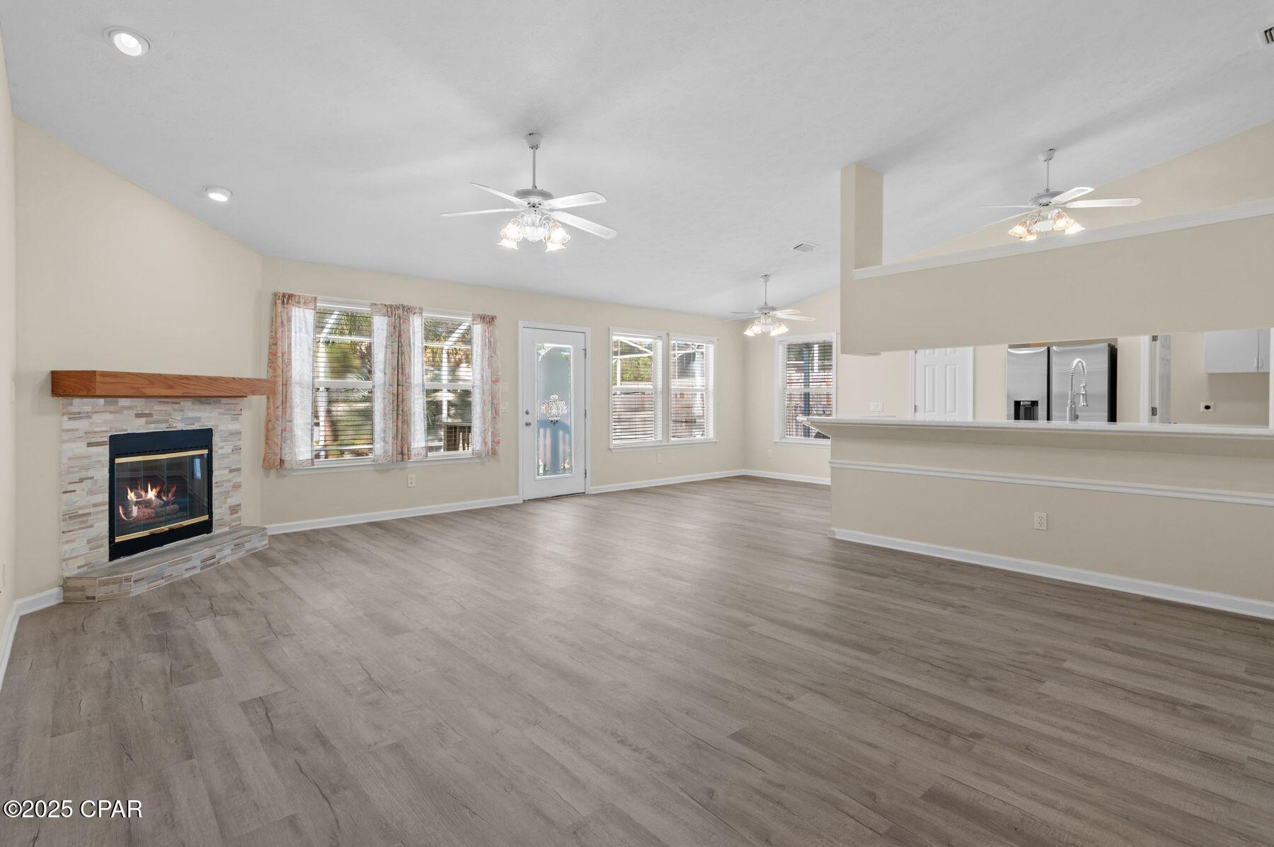 Alpraahqb2f5bxgmkmdbhjguc1sq5truyagki0qwzn0