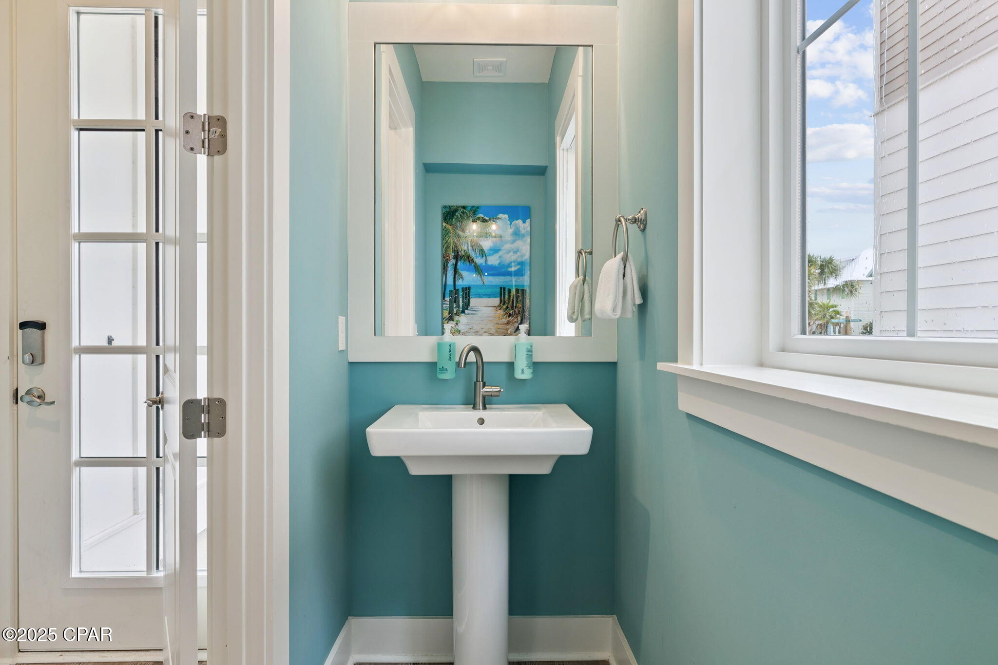 Uynadqfmv22ykhigyc9lrtnia72rykja2kla7st8w_u