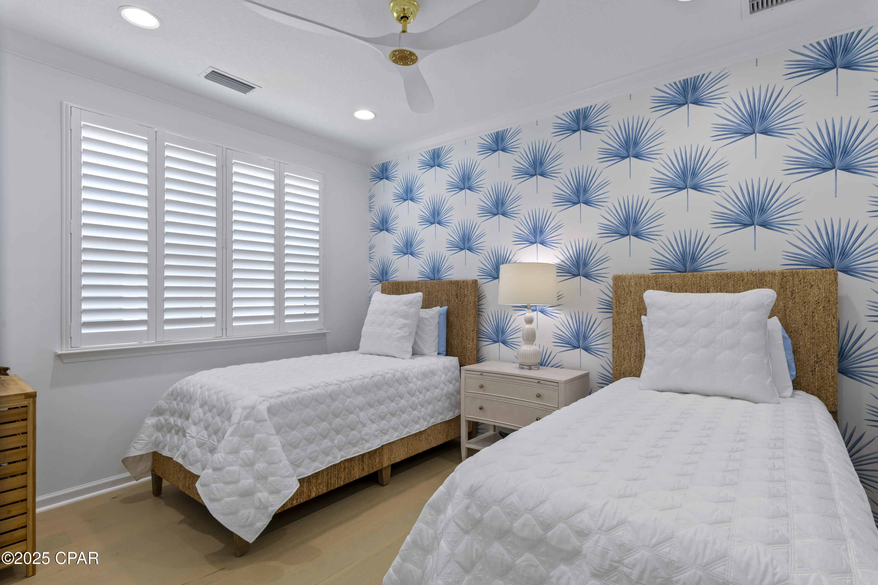 Nk9l4ytuhro3by3as1puo0n2_lnzsnywfn4jtol7ij0