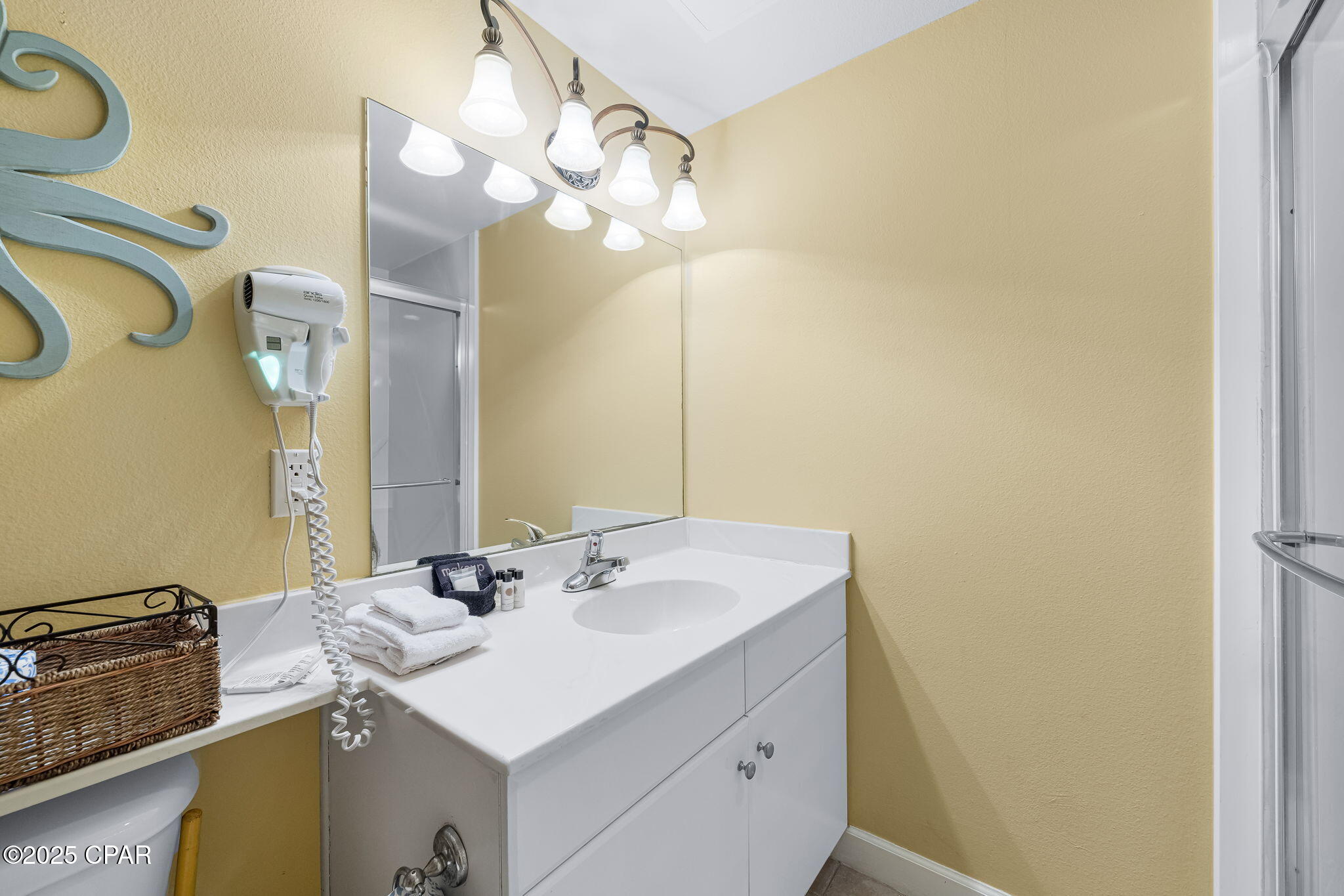 Image 21 For 9900 Thomas Drive 1918