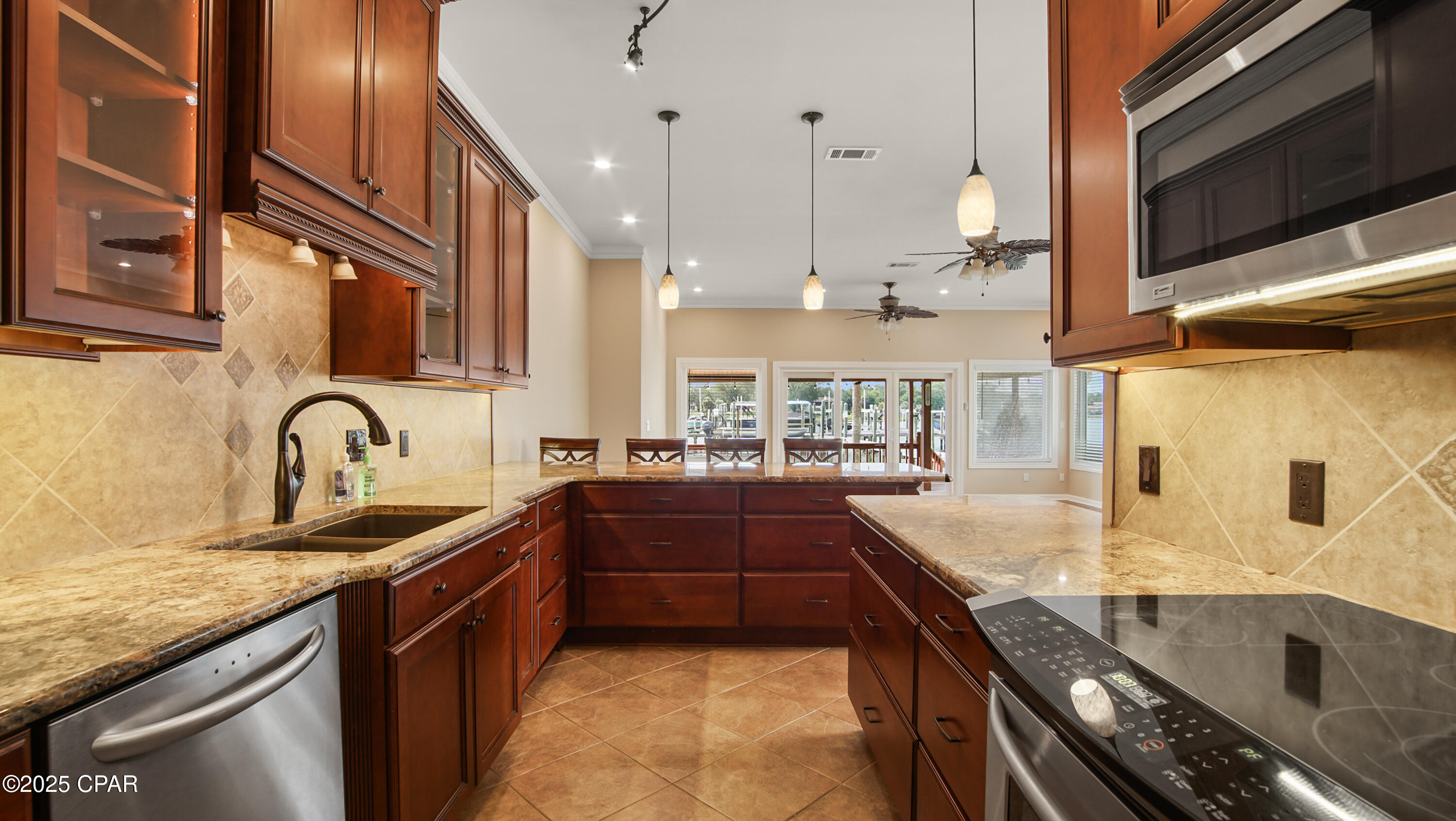 Flb4wqmkptftrhj C8xo5olygqvcpzm3s0vezgrnkz4