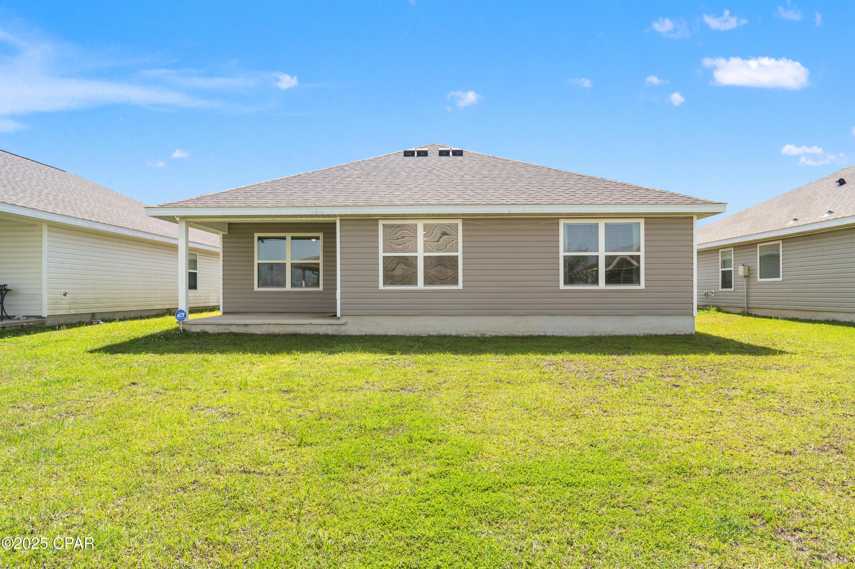 Fmctgl81isscysihrhsuc1n8o__oyvqytjgtyqhxxmc