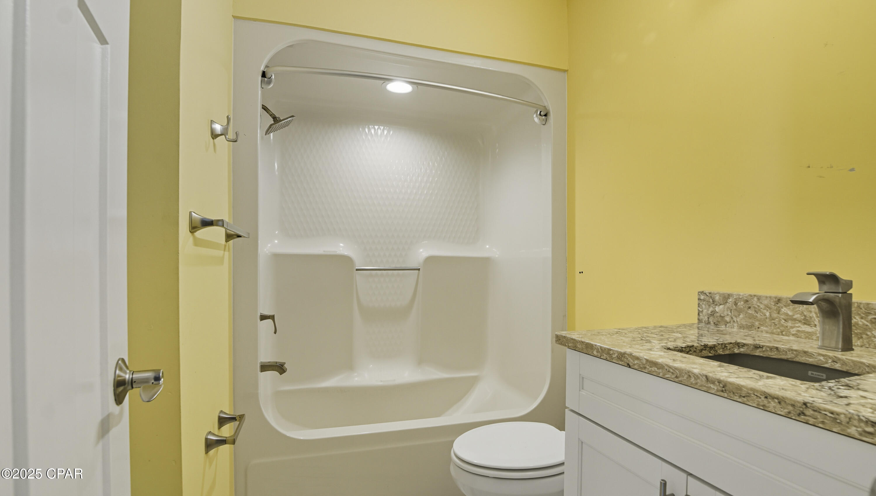 Image 20 For 8730 Thomas Drive 113