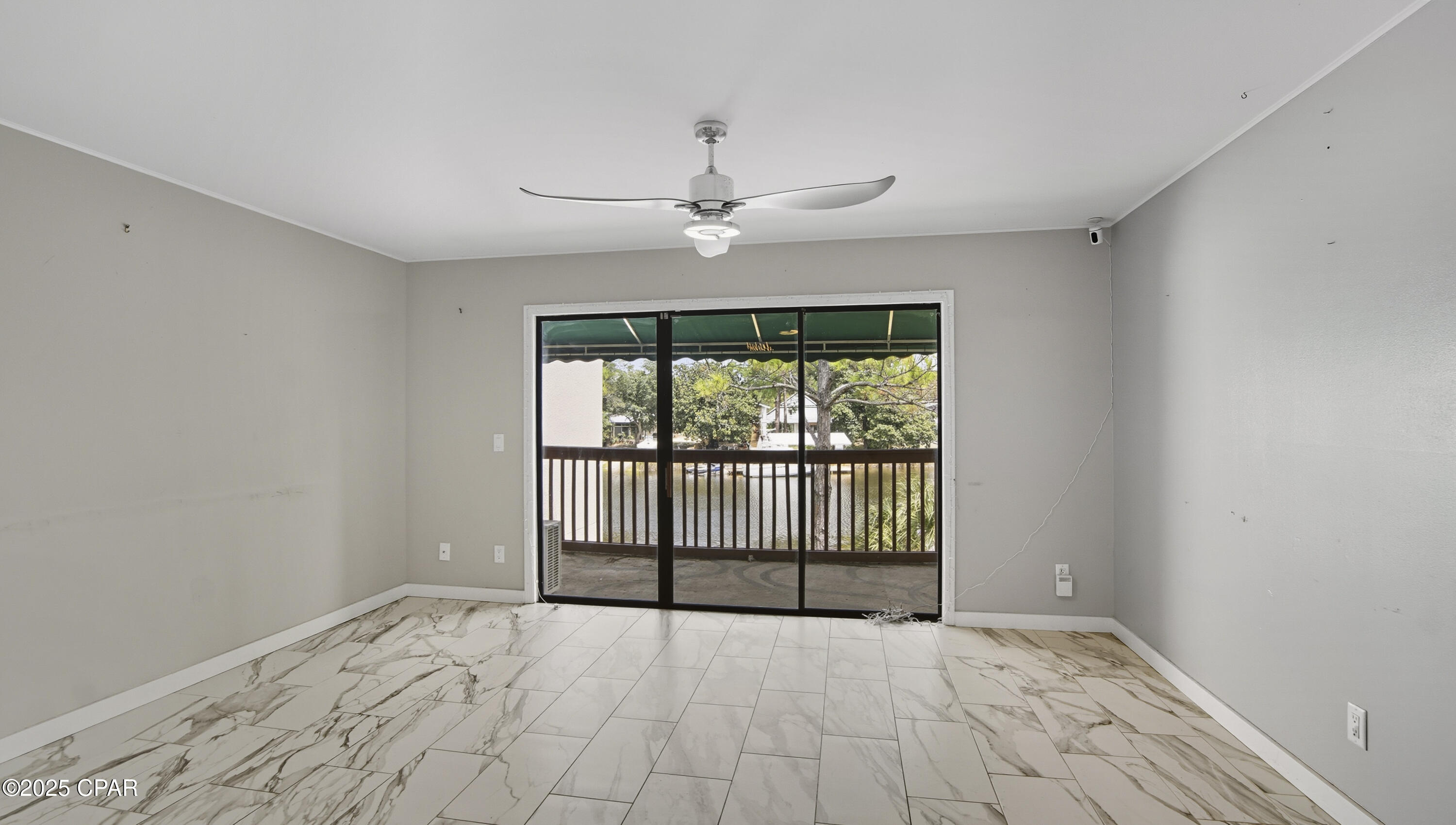 Image 5 For 8730 Thomas Drive 113