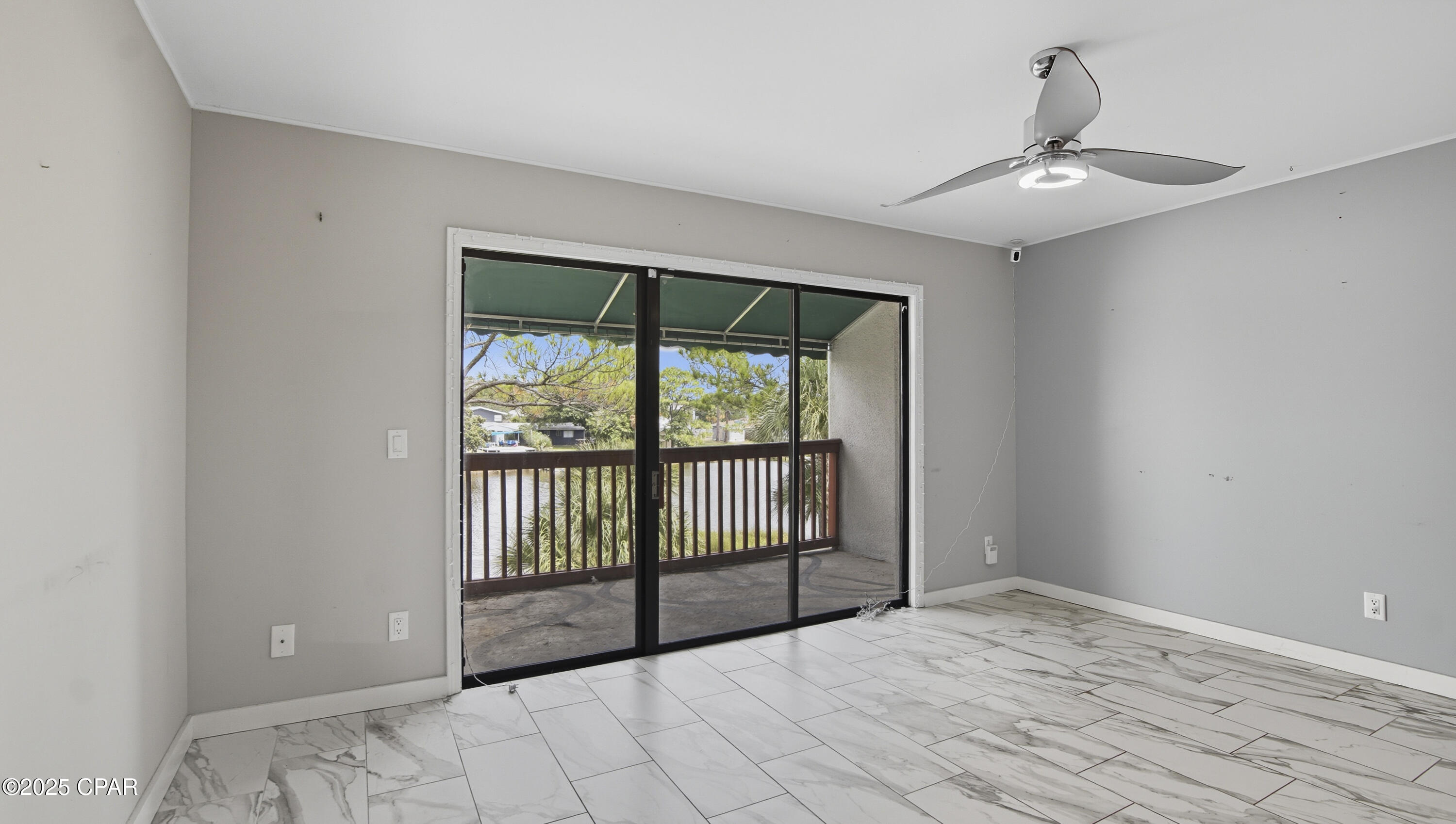 Image 6 For 8730 Thomas Drive 113