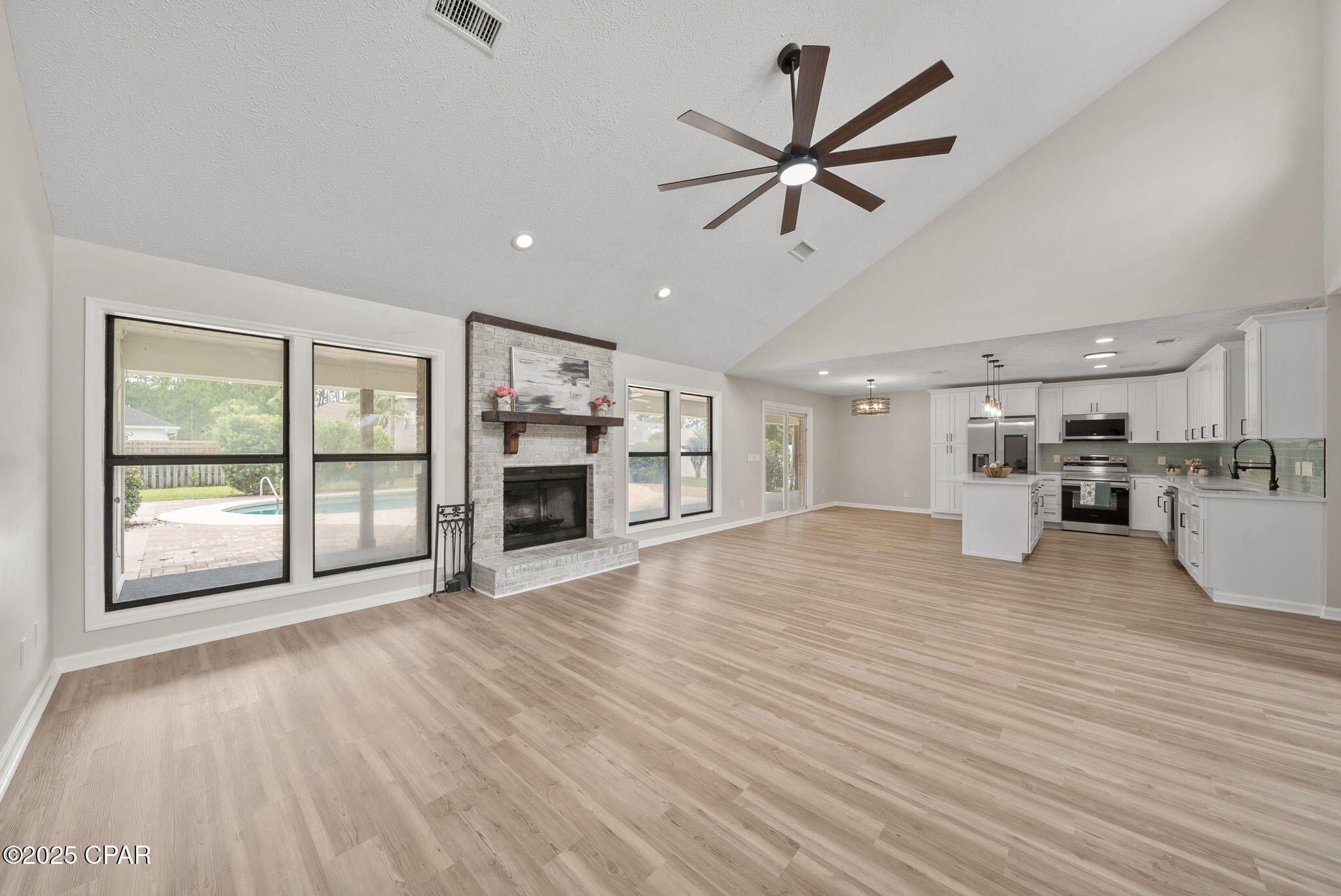 Jry5e7pps4ozwcexgx4jp3jozq7tiosnevursbaetvq