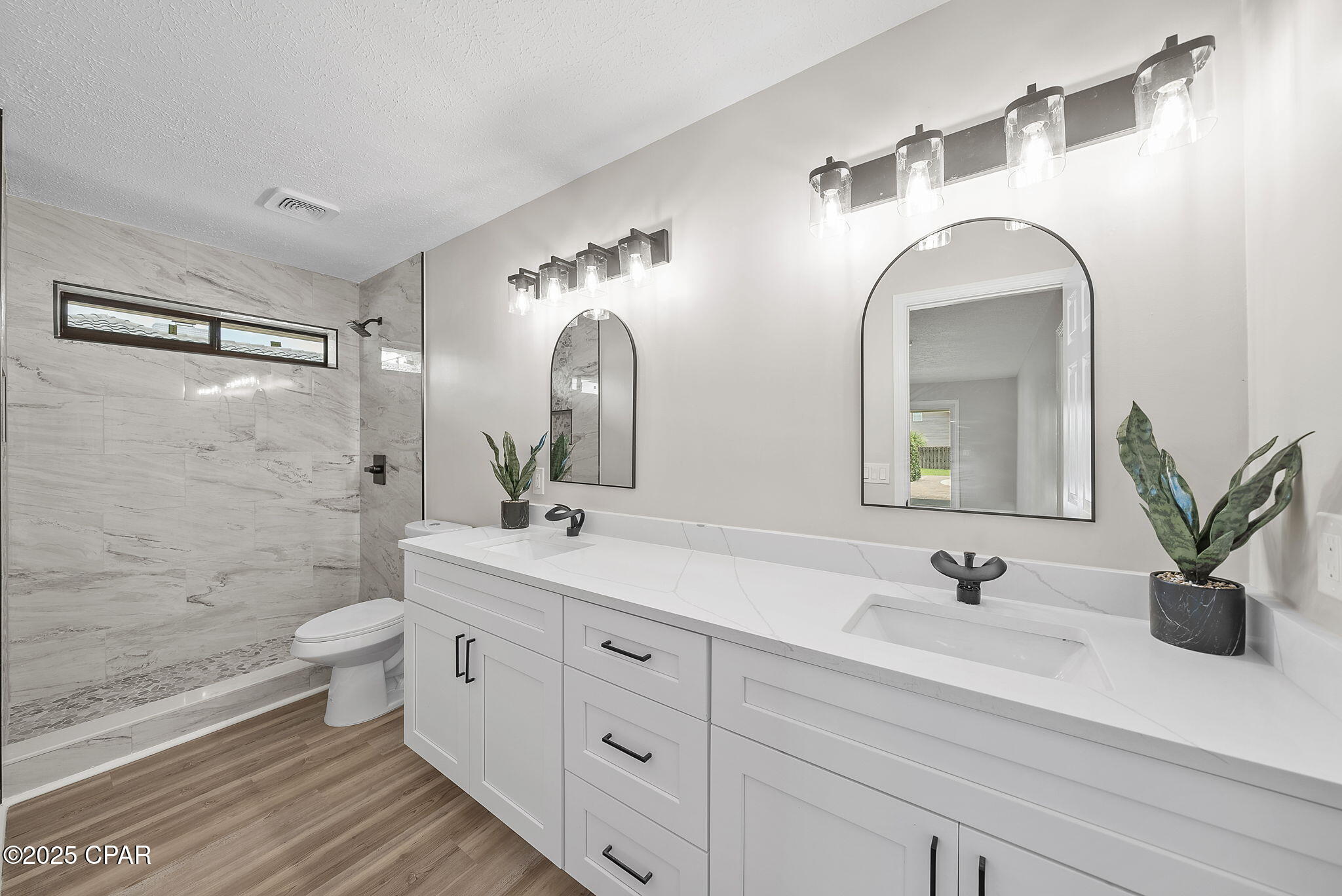 Jbr3lgn1su5cgbsexbphrxomezzc5btl9p4bhu6y6ao