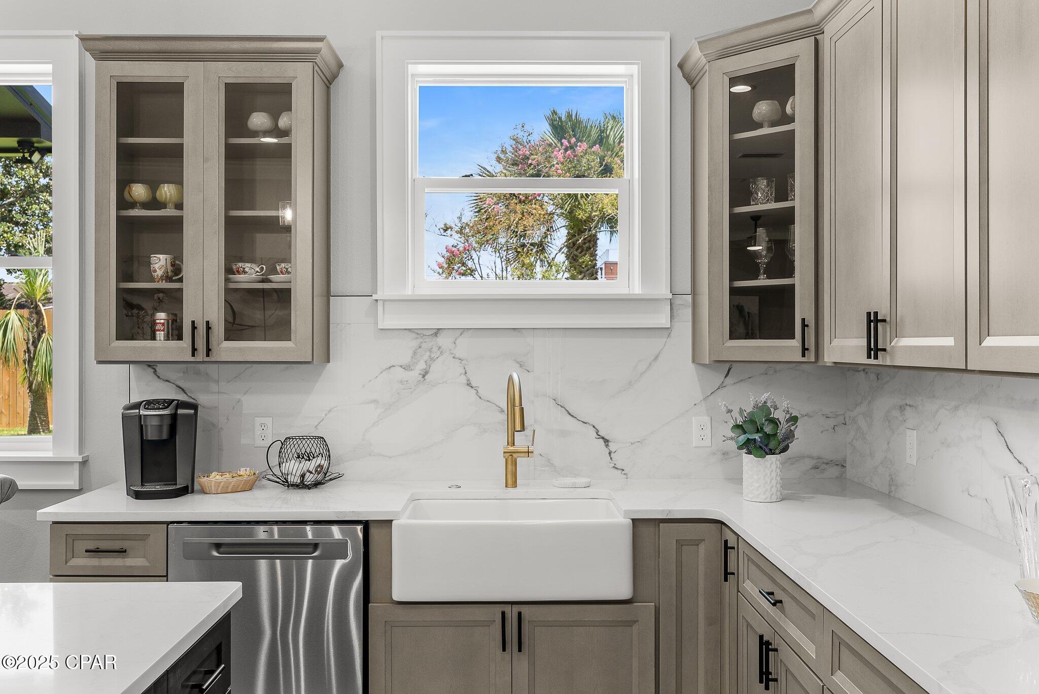 Gnz8pryenytjnd_v9mecke_2z B Ds1iyank1rpw8ak