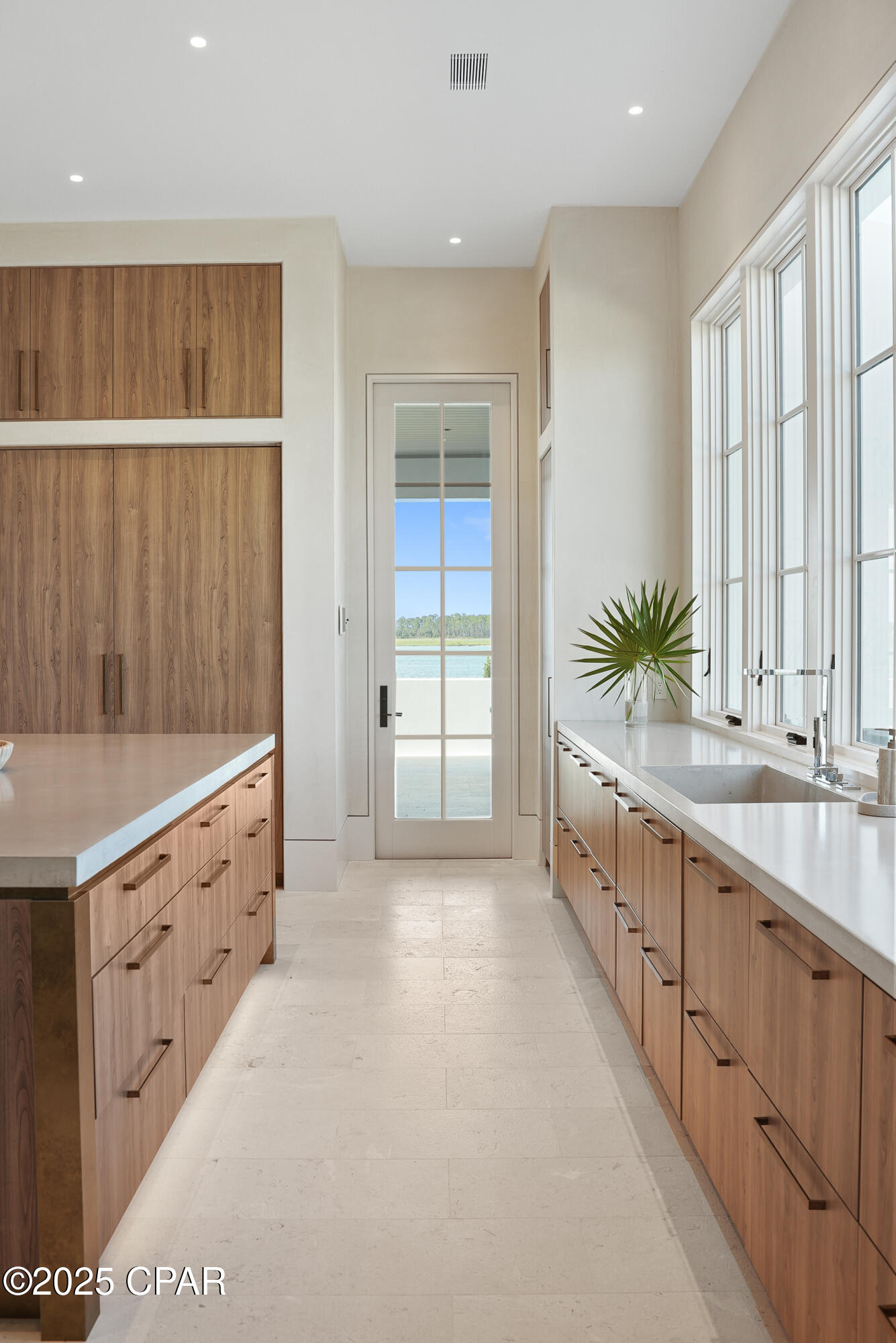 J13ywpijbpnwocun1r2bkz4c Bacakiccki32oy35u8