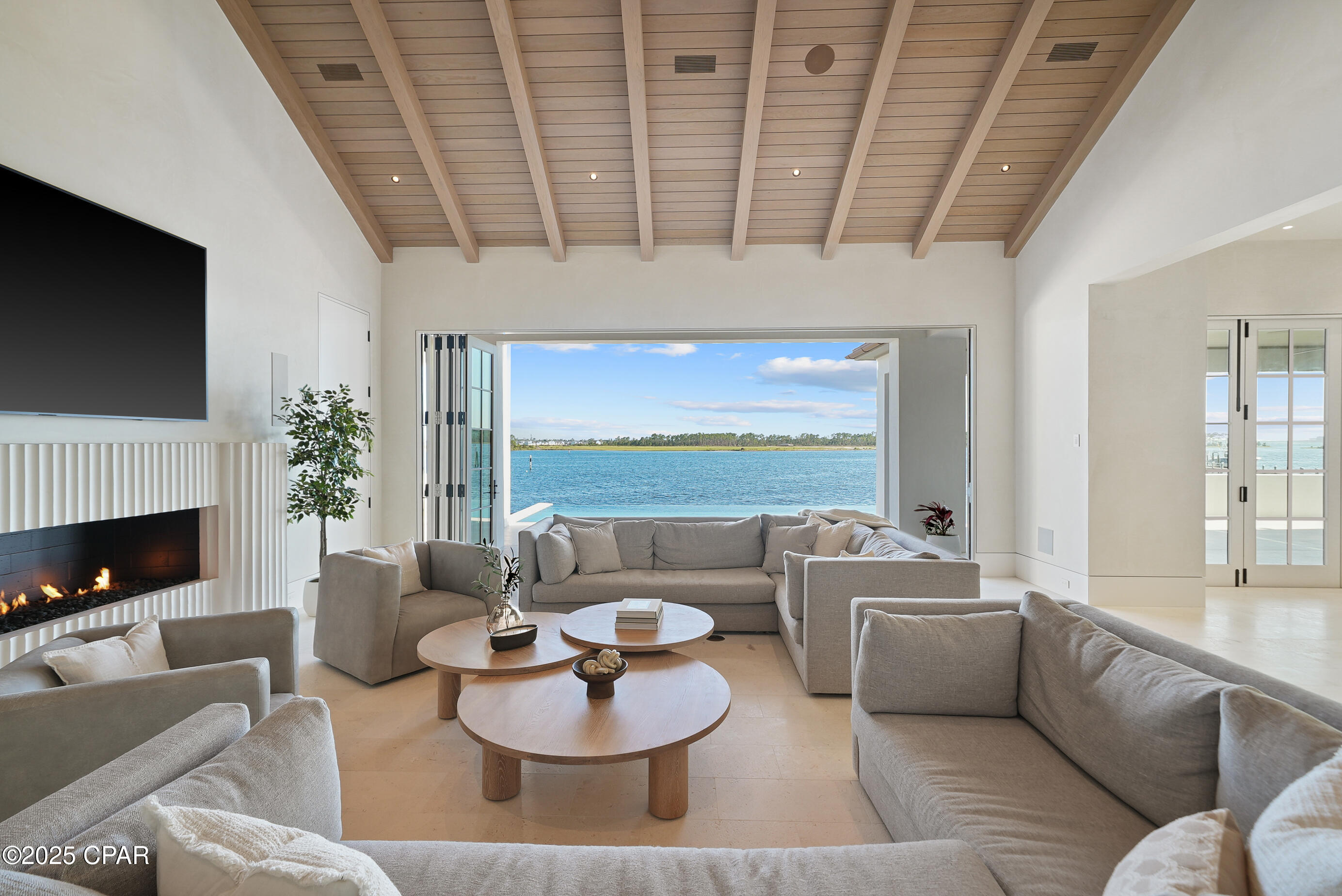 Znctu9lazygn7gujrviicdge_2mbwiixngvy_qoe9ps