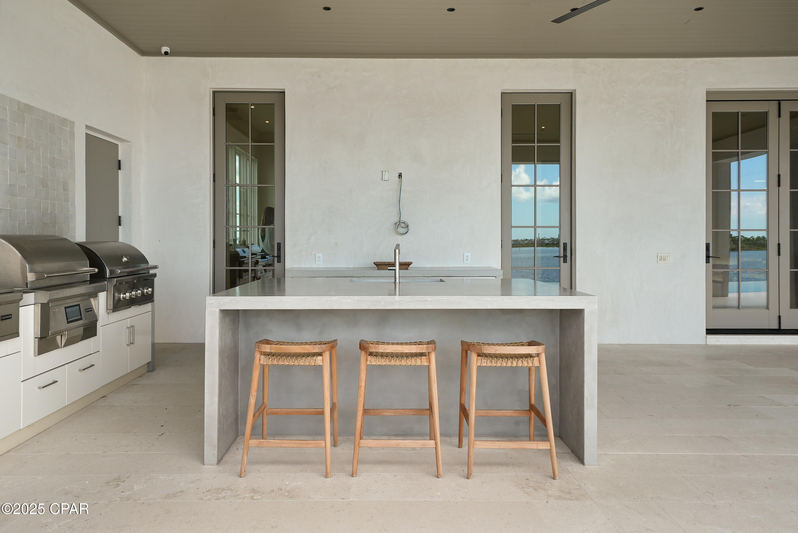 Soojqp4aggoiwkbv_k_tso8rrqzg3qkztxhhoe_fmr4