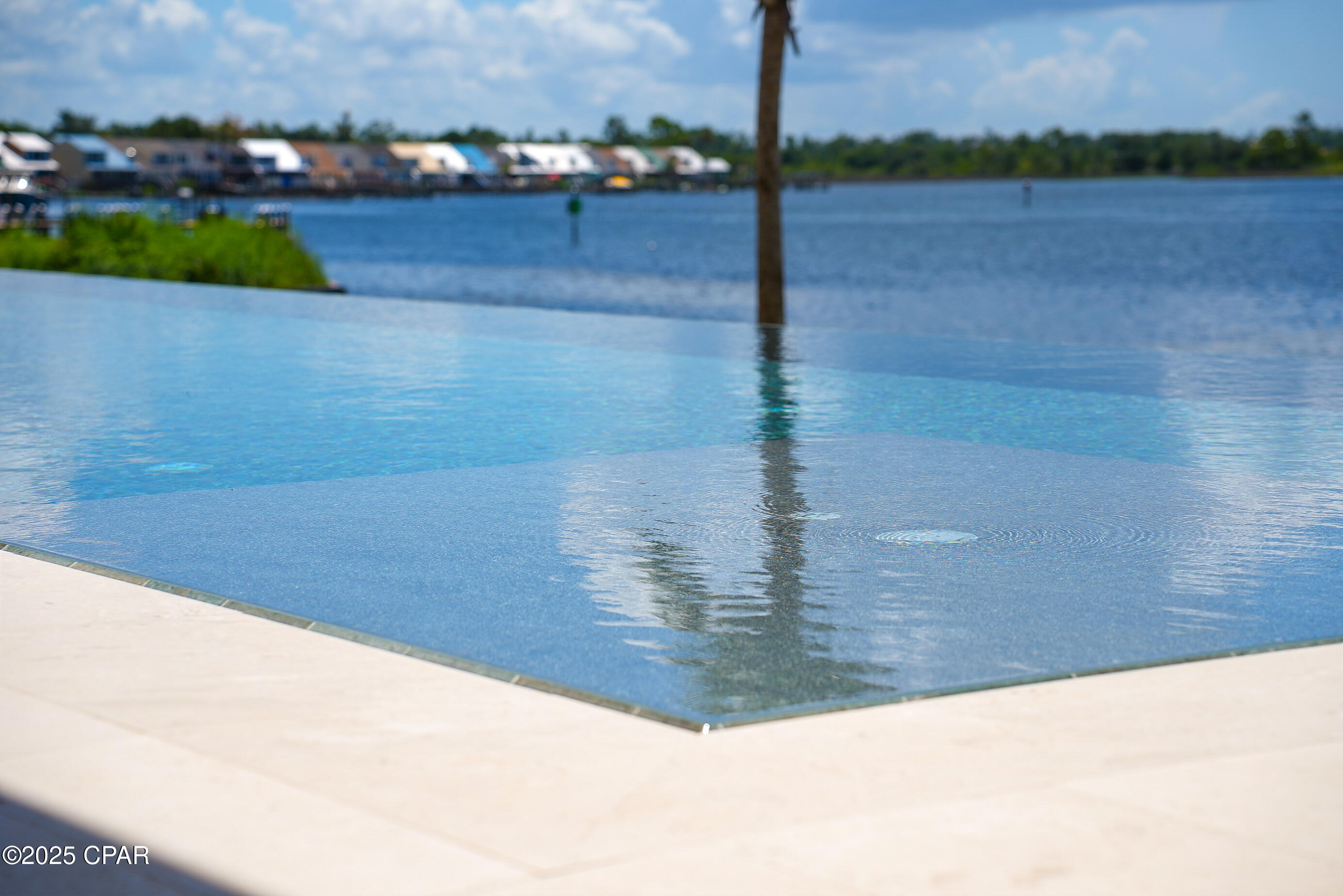 Rh7sazstn3j14magqggdvn6v5itvfuf91dlpnpnz67q