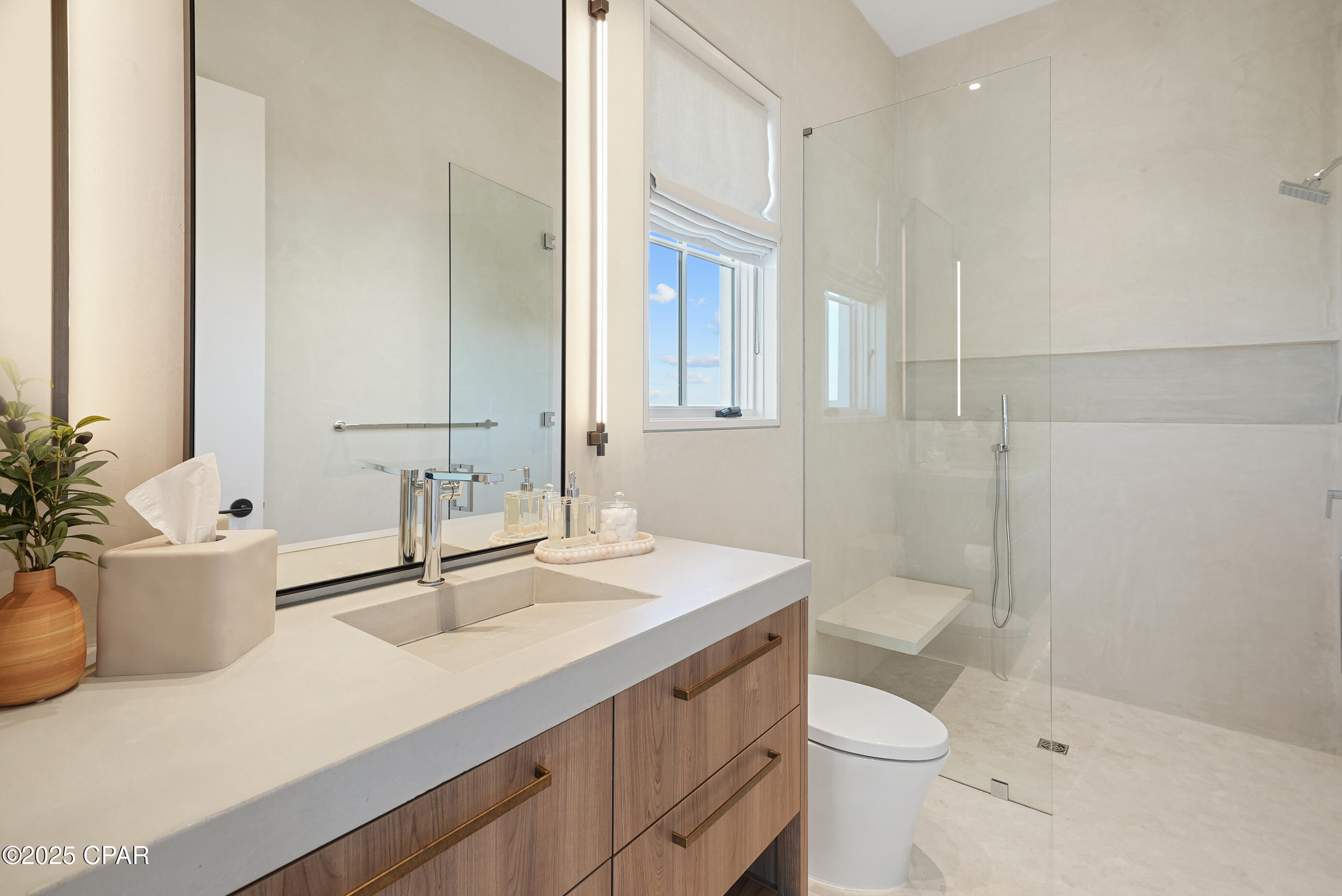 Alxtzslwke2l Tr3sxh6gldfnckbc4yh4fvnyay_kxs