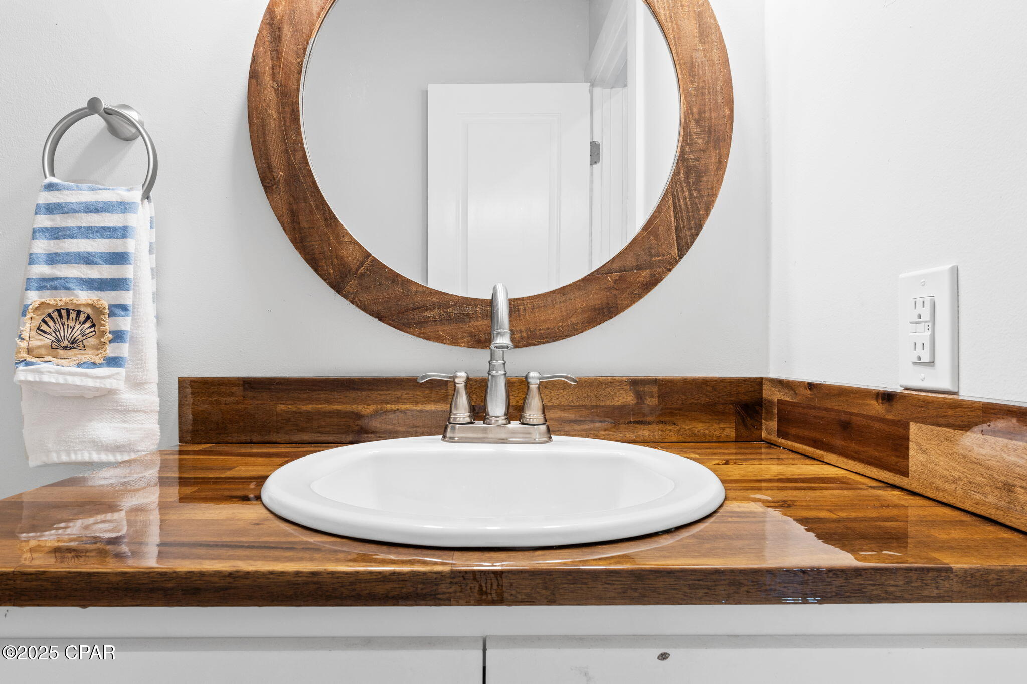 Image 30 For 403 Anemone Street