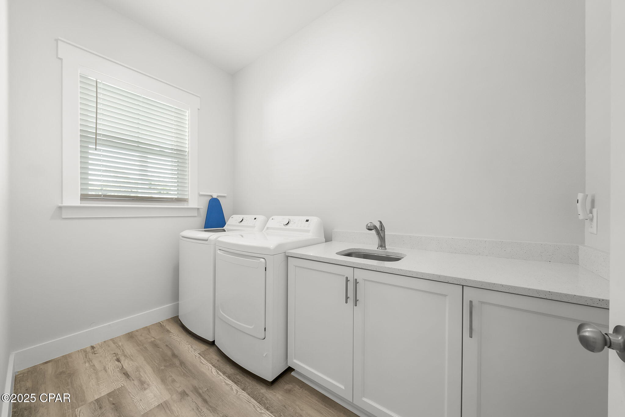 Tlowun6mmidbk5kb8uqpntisac5e241uajv4ntc Dzg