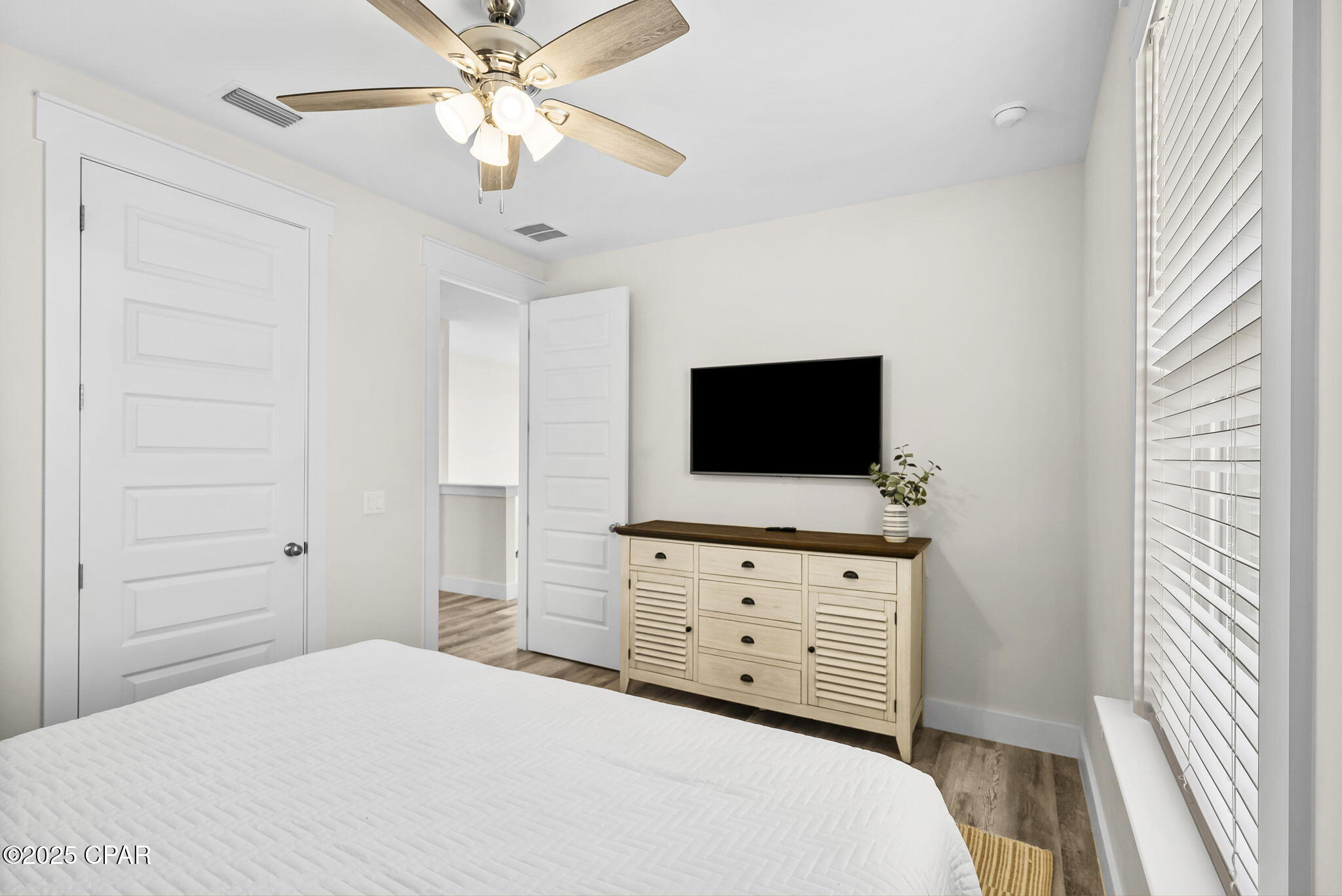 Lu2e54i1w6zyijg Qjvum9t0 3v9ykvktgjxsxzbt74