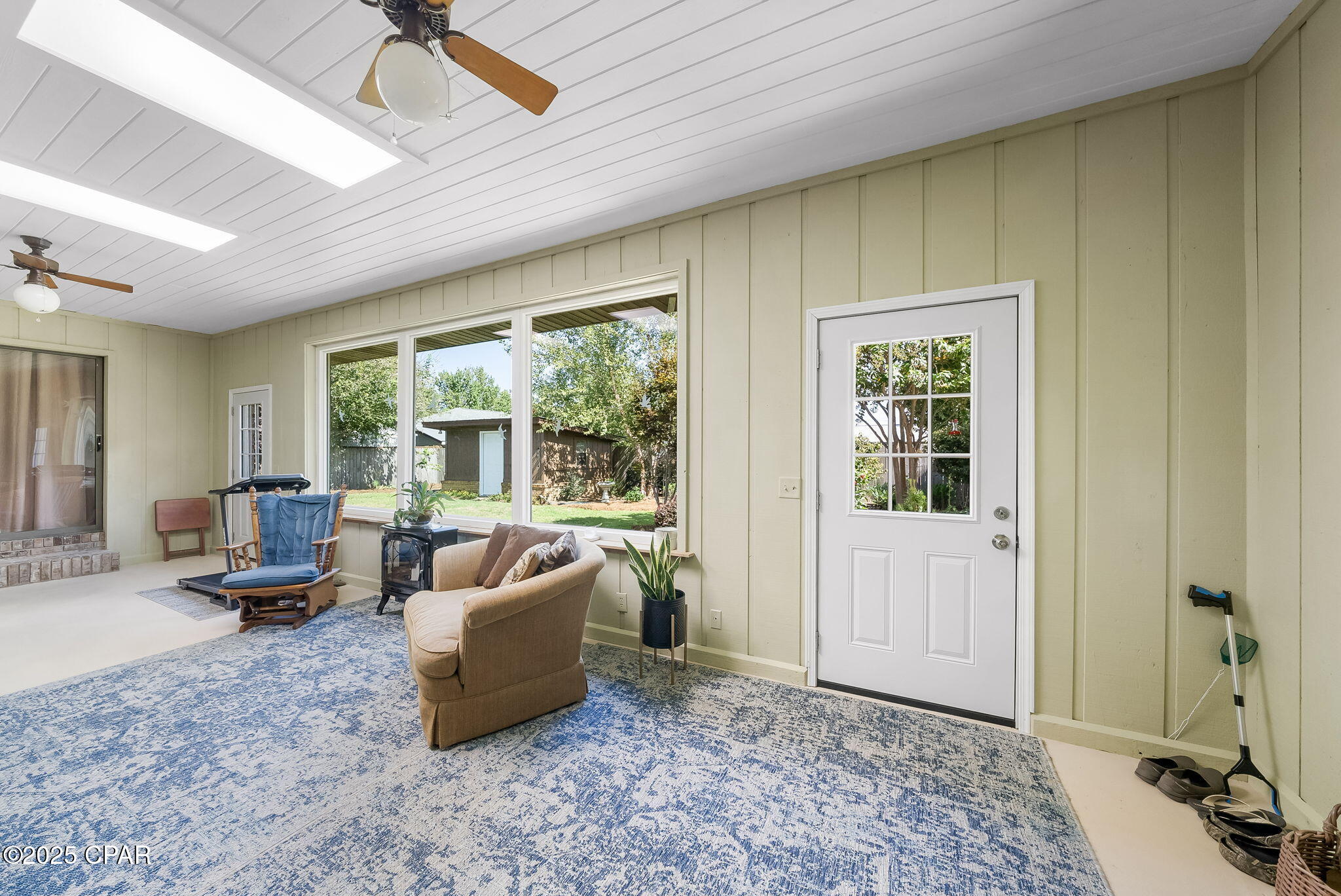 Image 17 For 806 Longwood Circle