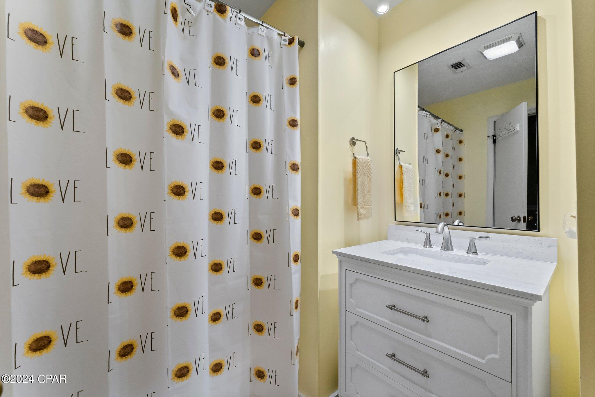 Fng70yitzrltaqa_jyzlg7zswlgodtt5hz8i4avicjg