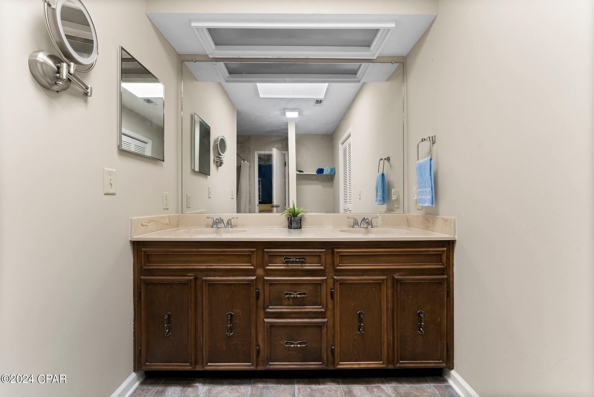 N25i Wyvfu7mwtghtz_regrrshxx O4jklvjl Yvn1a