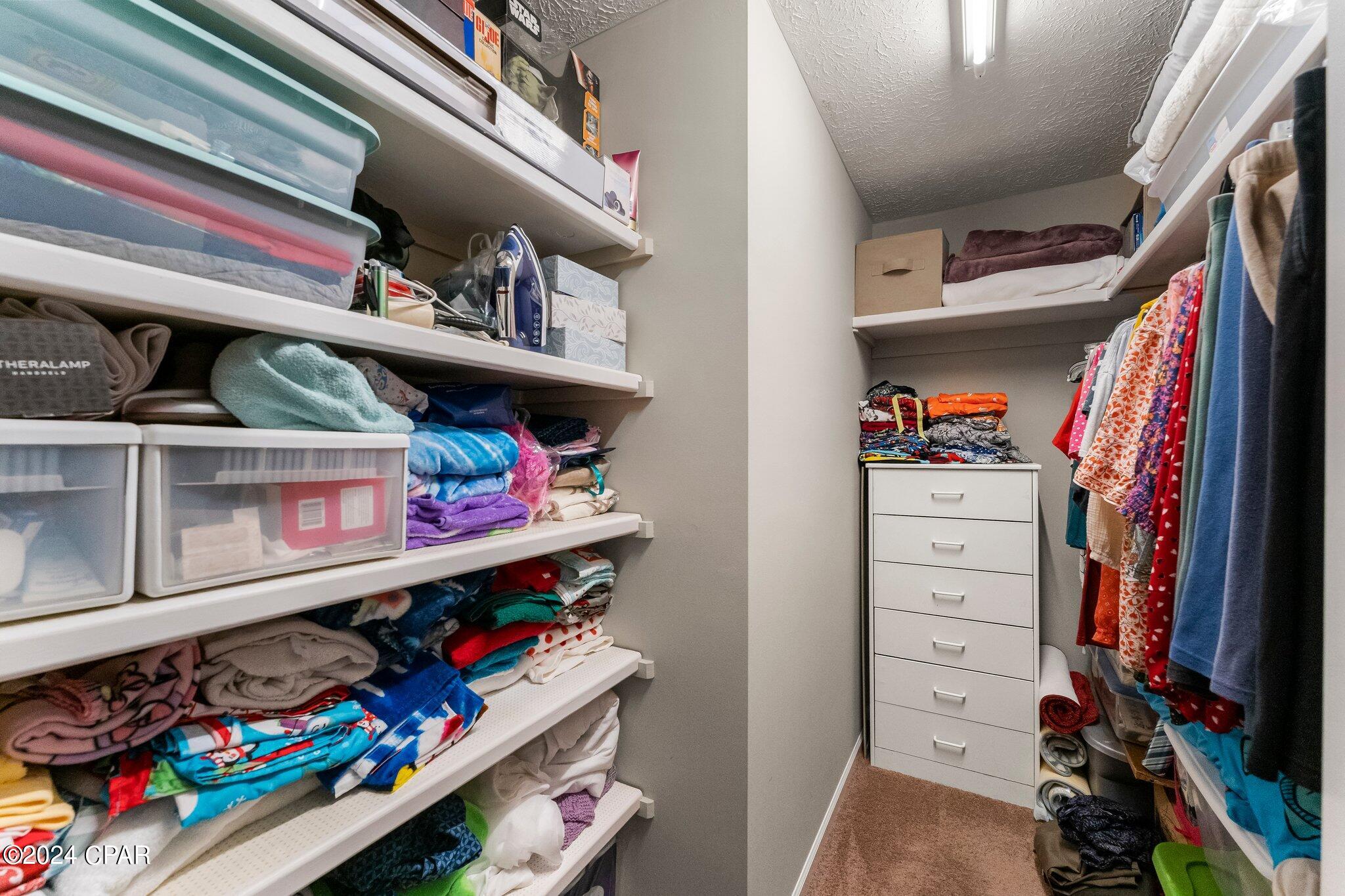 Jvorokaagsujry3ywz6amijt9_ukrivmlmdhe708_qk