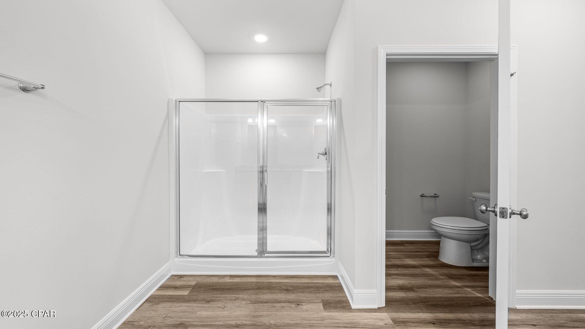 Image 19 For 136 Needle Rush Drive