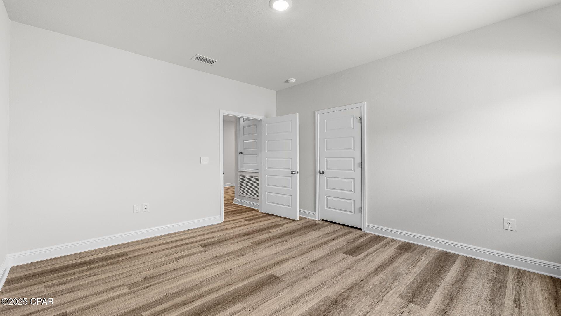 Image 27 For 136 Needle Rush Drive