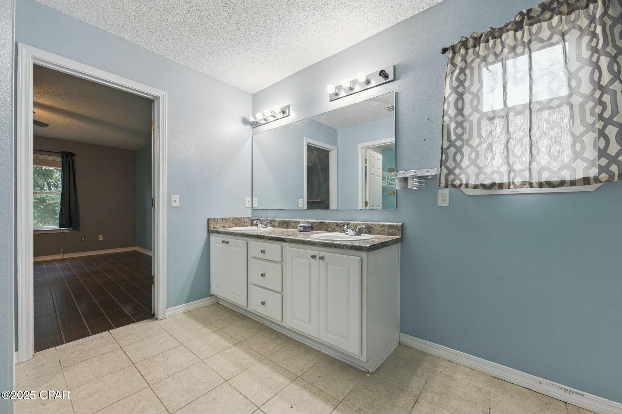 Tp7g5vlk_zlwtyhotcr6ylkx6fag9oe0mva_iqcoqdo