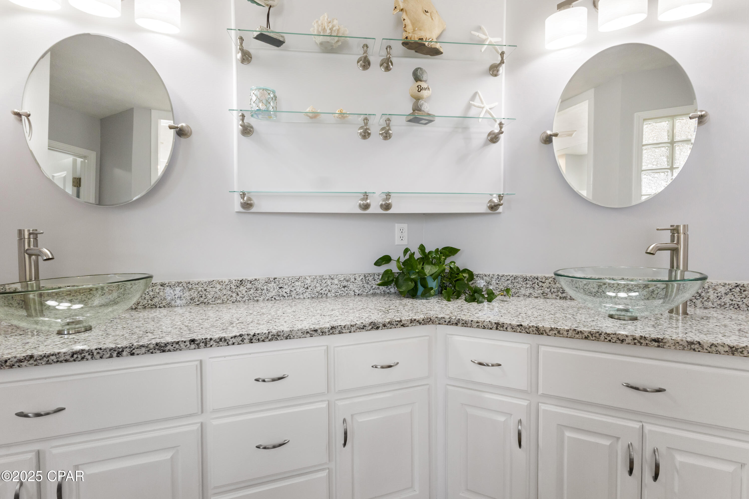 Da7fvcxafydriozrx23bpa3y4en_qynkxag4k 6twkg