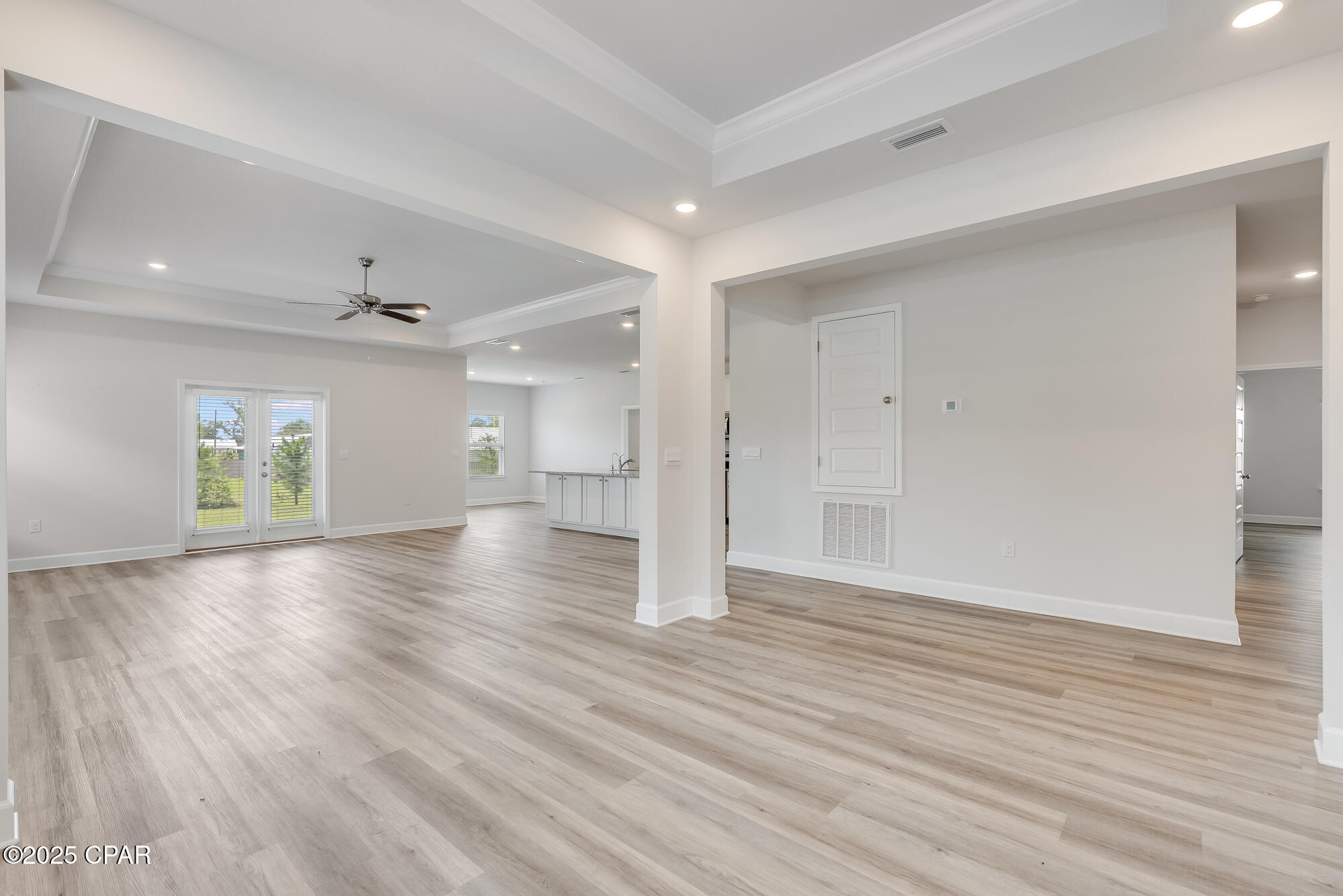 Km Nqqmiyanvc33jaiym7lm9y6bamvbo3oftqjs_tro