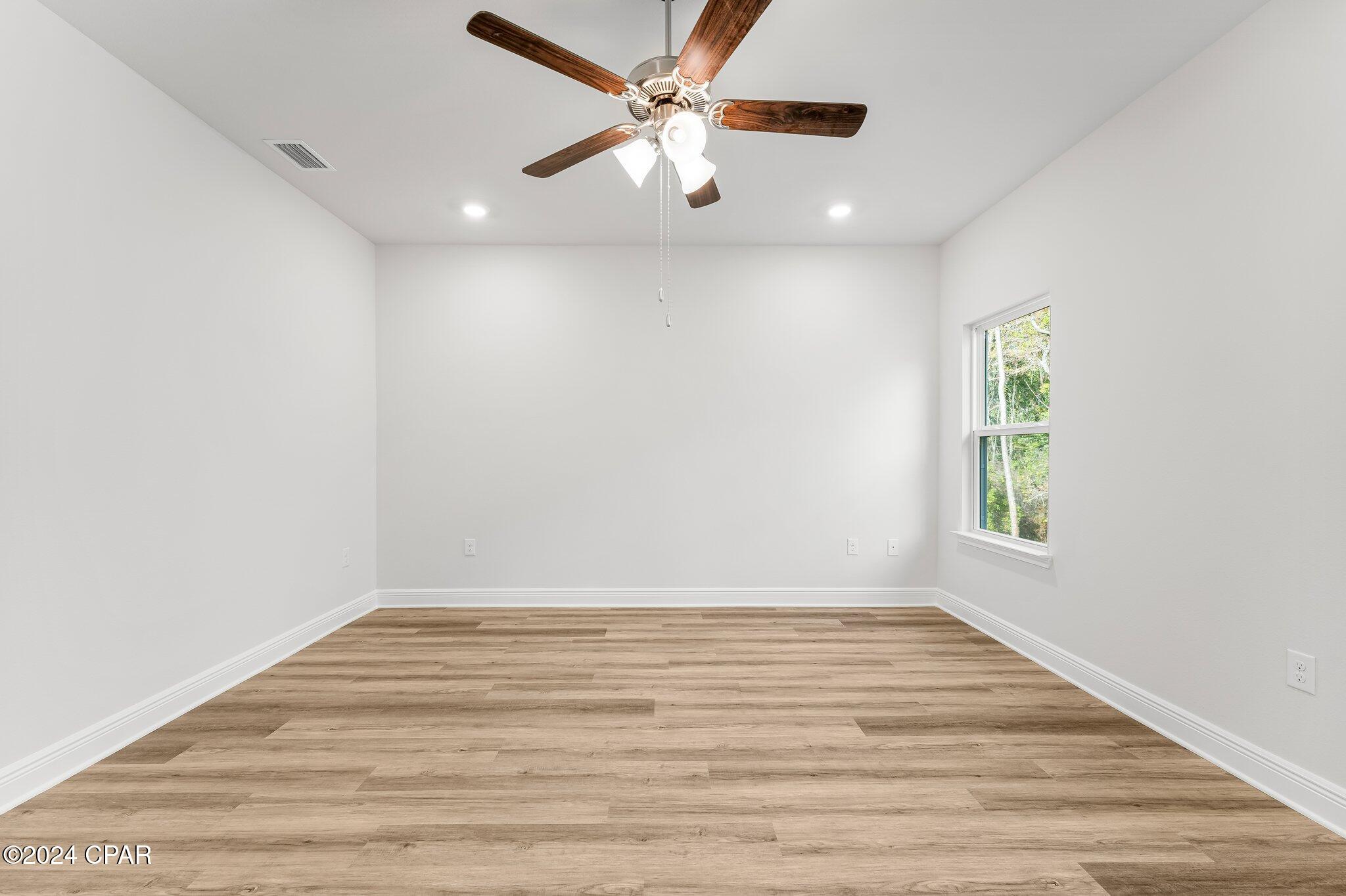 Poj_syqnyxhc6nm3qzub4_7q68xcv87ybh 1qyd7vxu