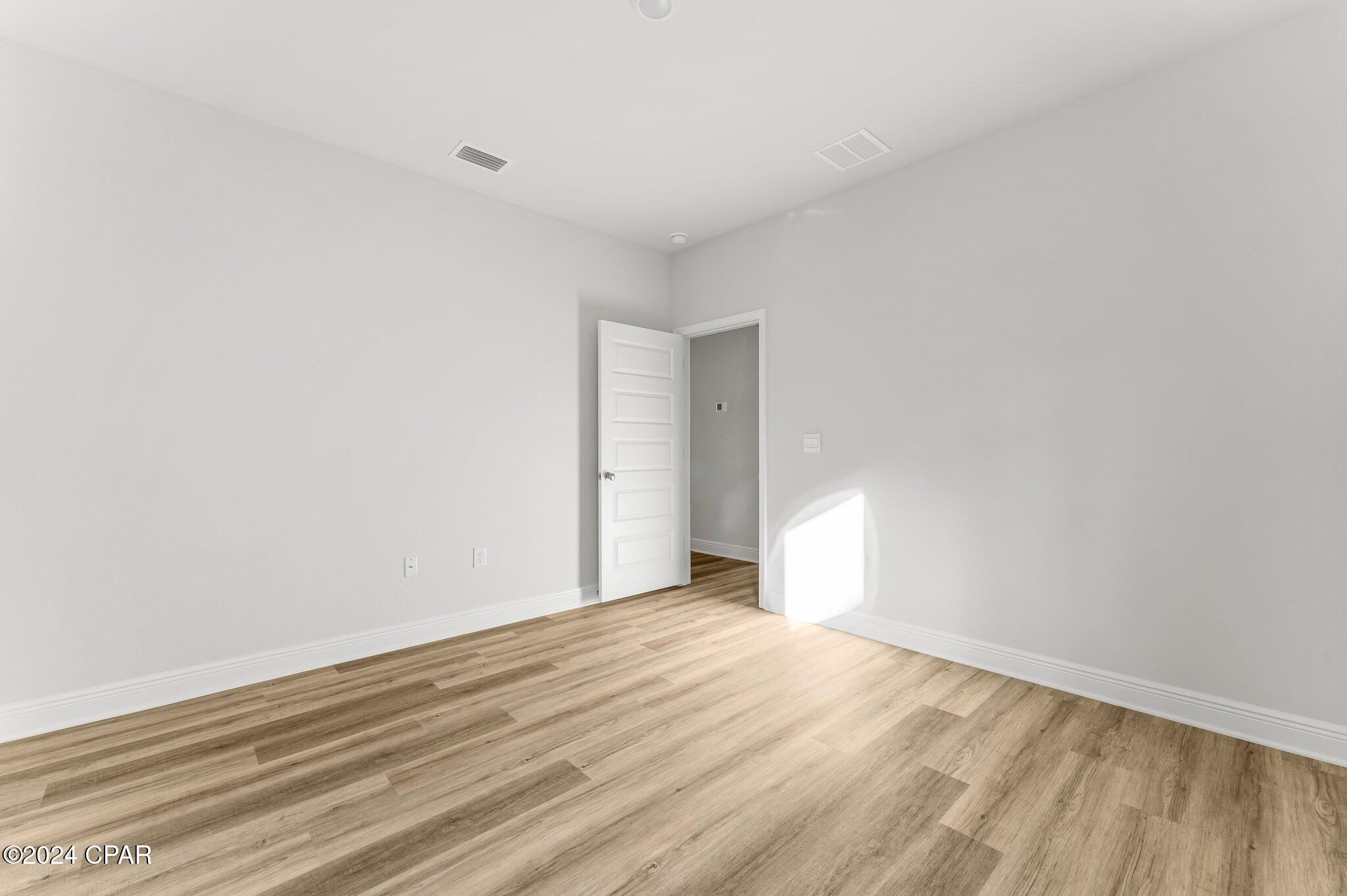 C5c3glztbuh_8mqx1xv67w6kczqt5f65jmhlzayntyy