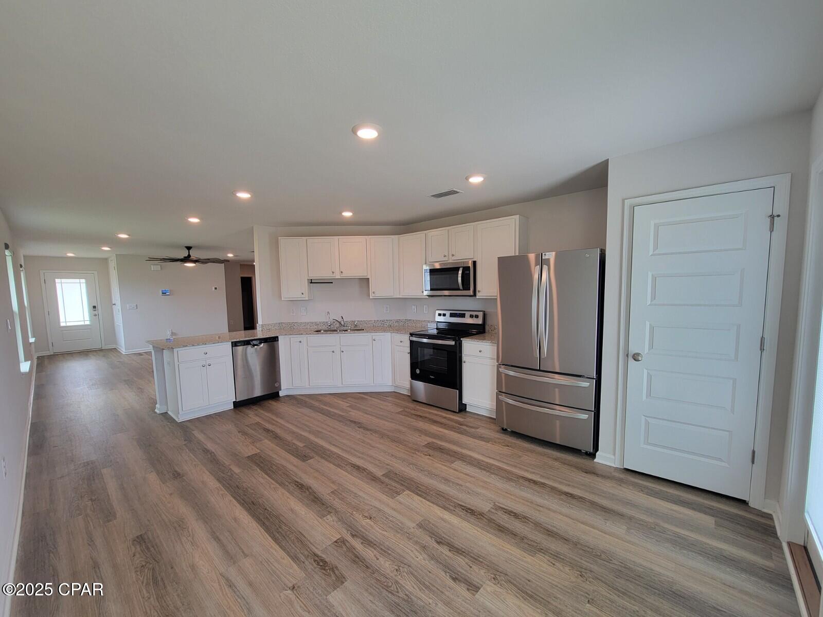 N8cer8h0famhej30rddpuxnct_36anovhzo6yfop4ve