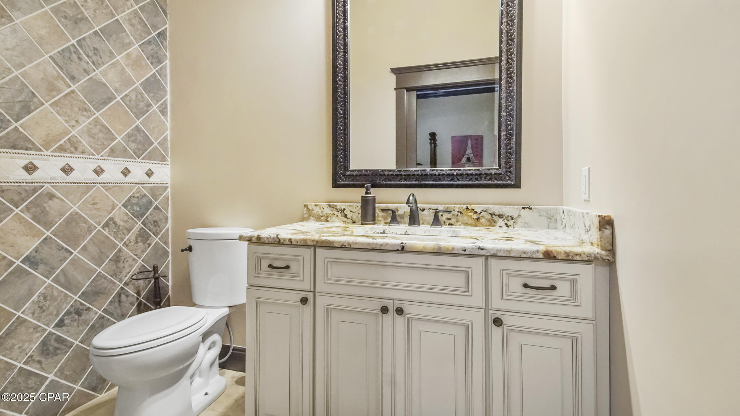 Dy3onuaoyg0vlgwqm3f7x8scbih3791a1r7qhqoyj5q