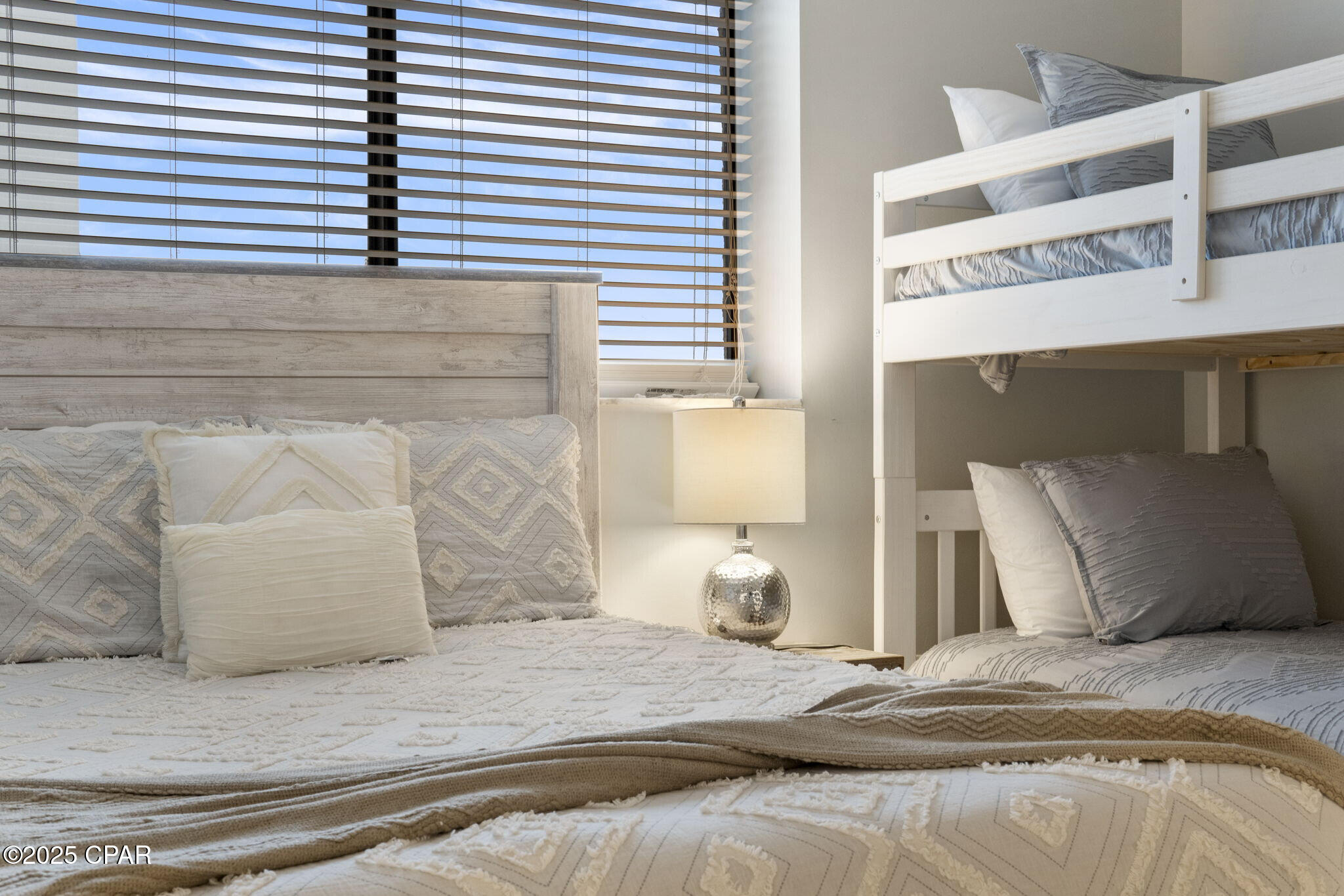 W8  Falc Z1ok06syjqqmaw Lykg5bldttjbwzgrf0g