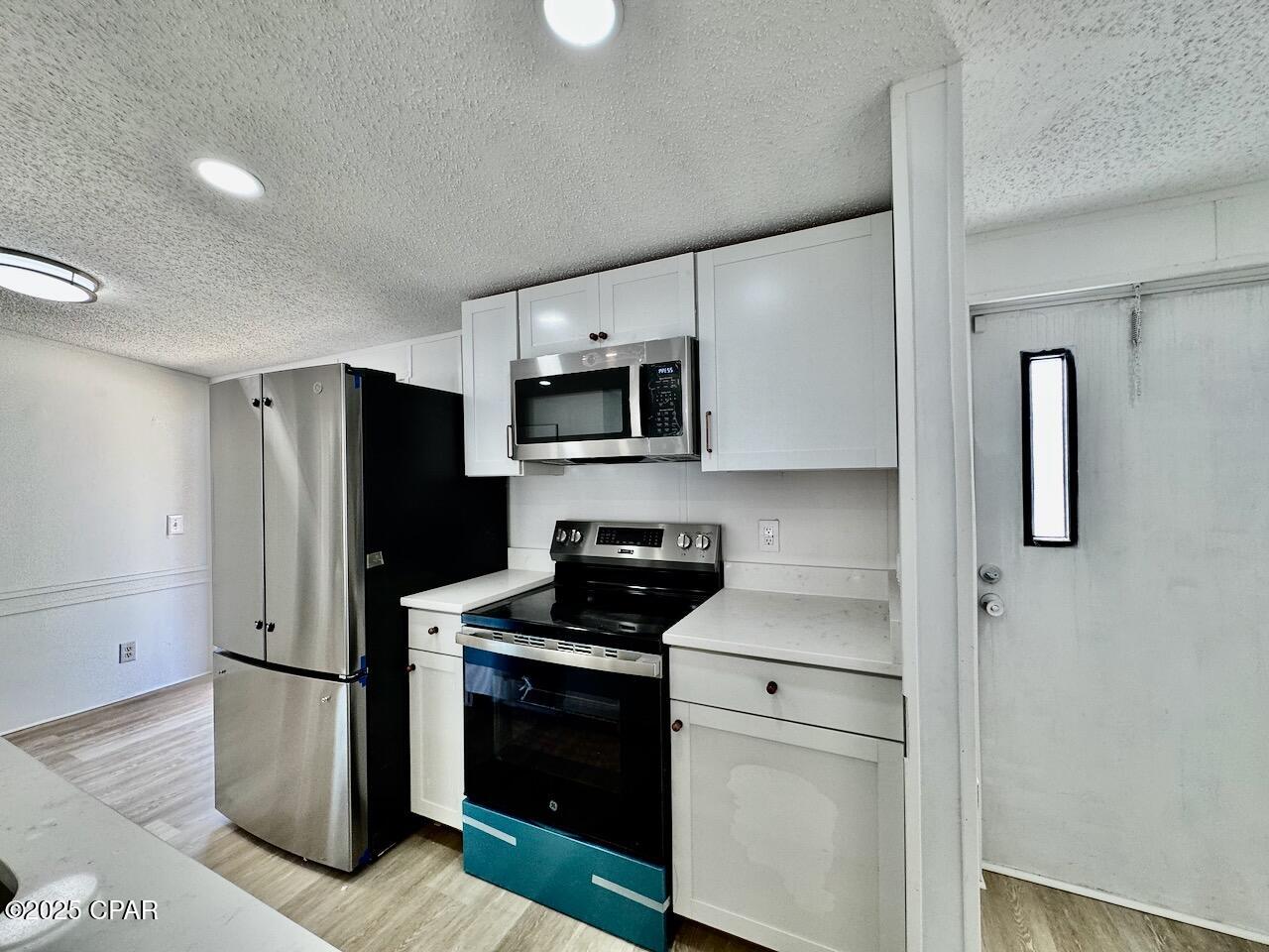Image 11 For 327 Hibiscus Drive