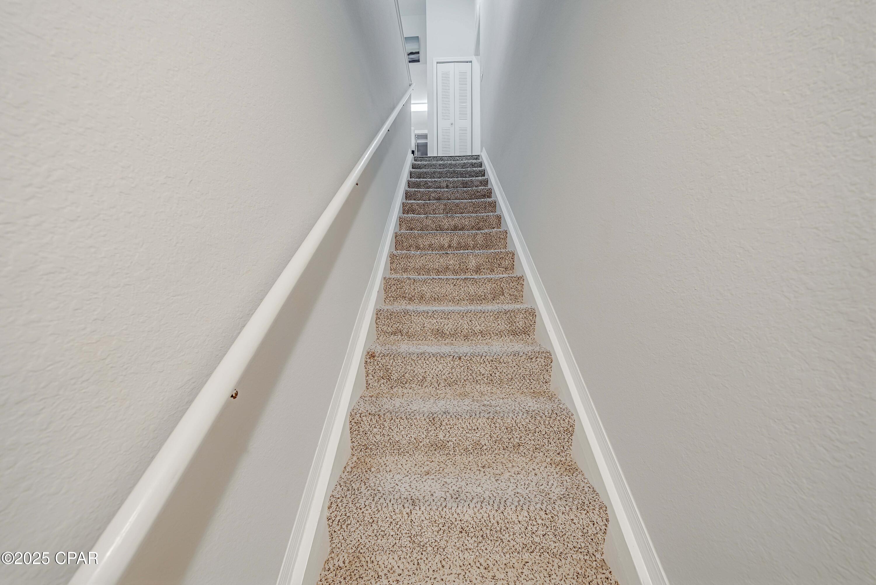 Khqizvf4xfbzhuf8lvp_groxypsxjkb8m2zwr2mc8jg