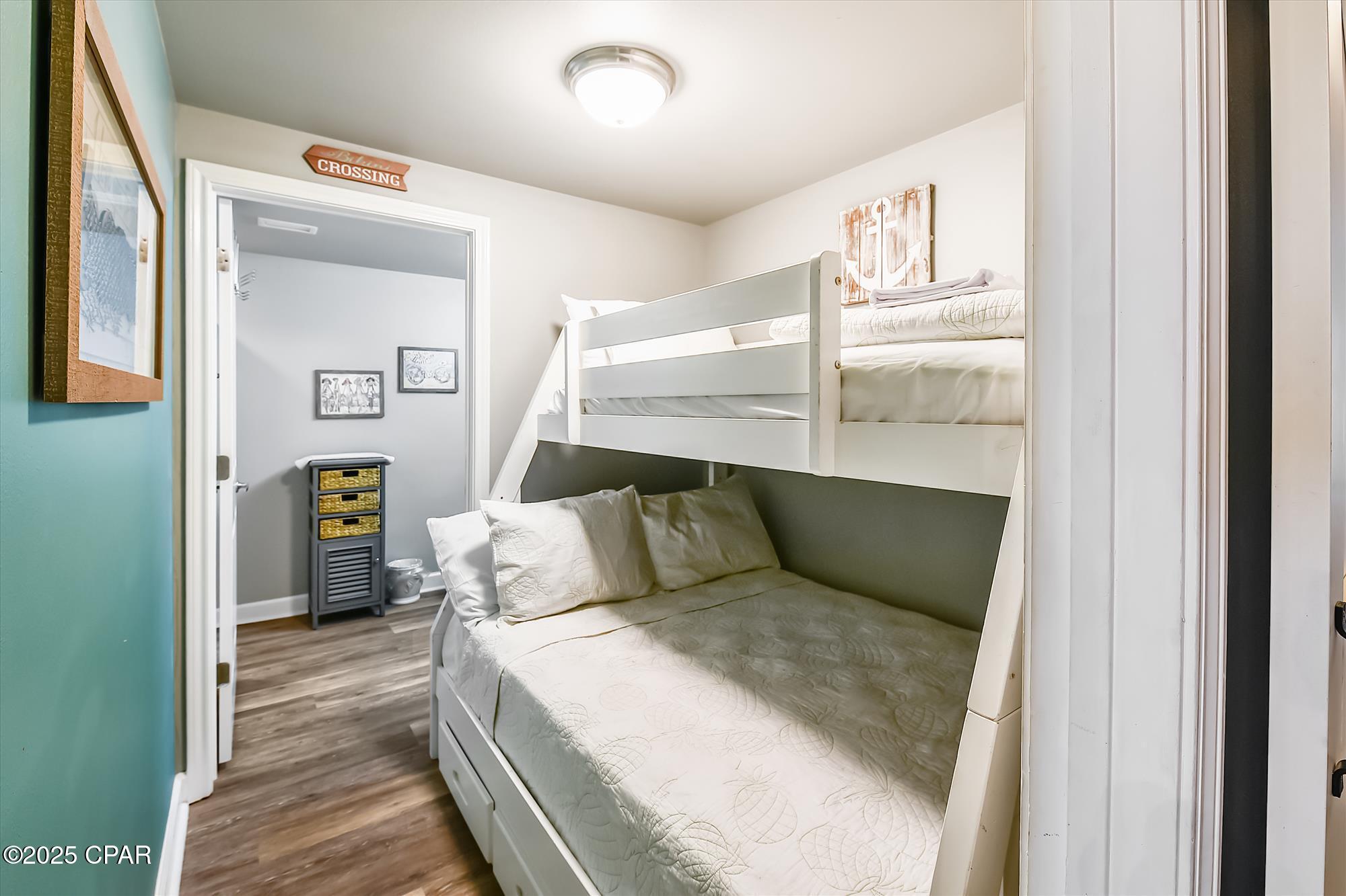 Cvr9hvhsd55v4foztwlpbsvudhm Xryanvvqwyolp1s