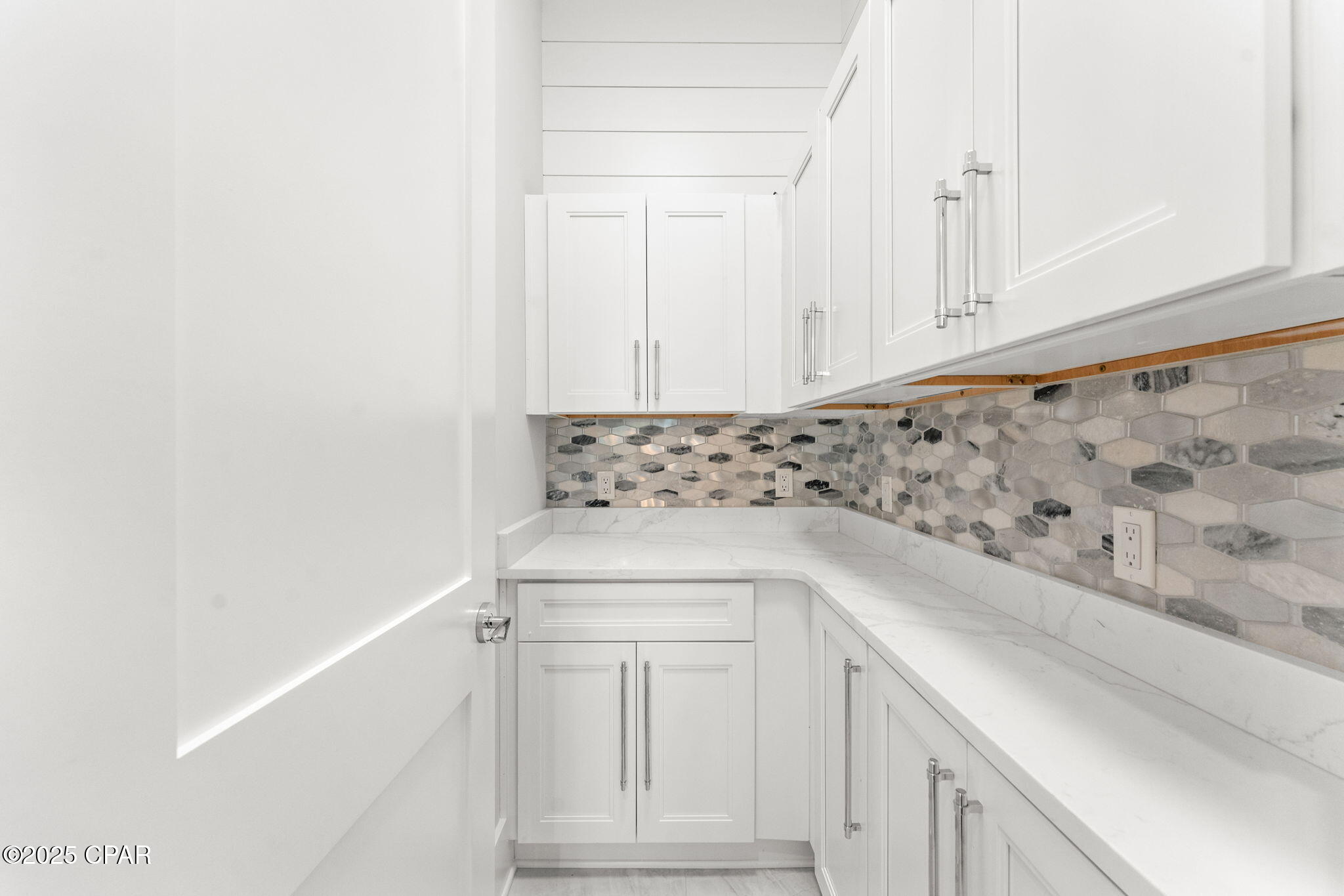 Image 17 For 518 Seacrest Drive