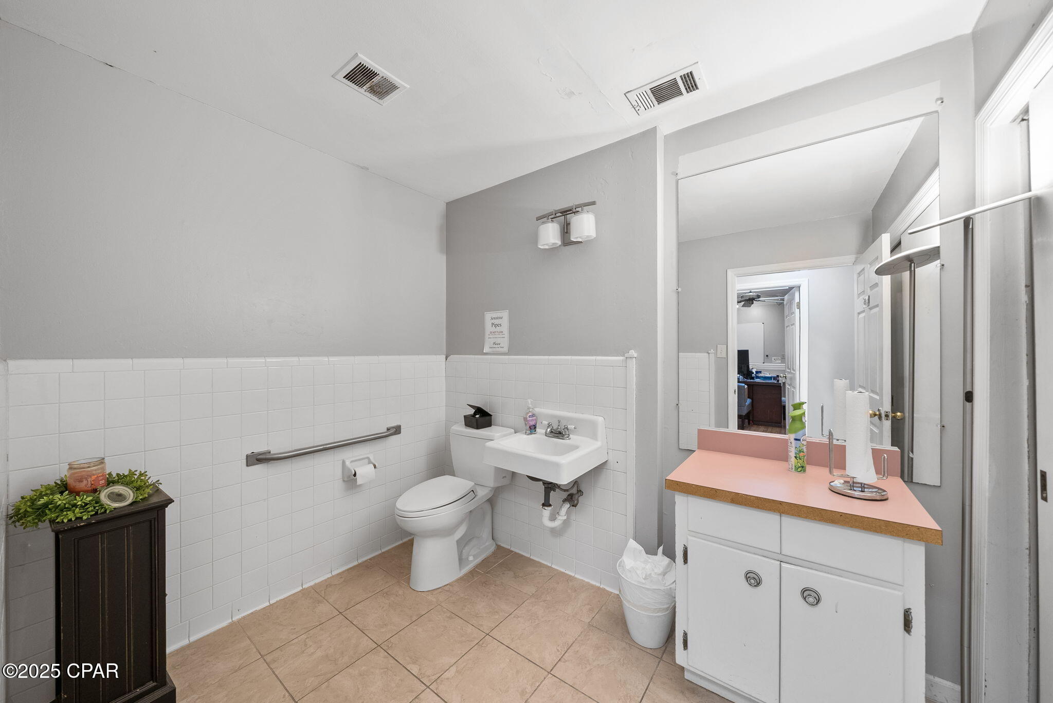 Ilsv_8u81xpq _k6jspq5pvjznhhblx Daeocp6di9a