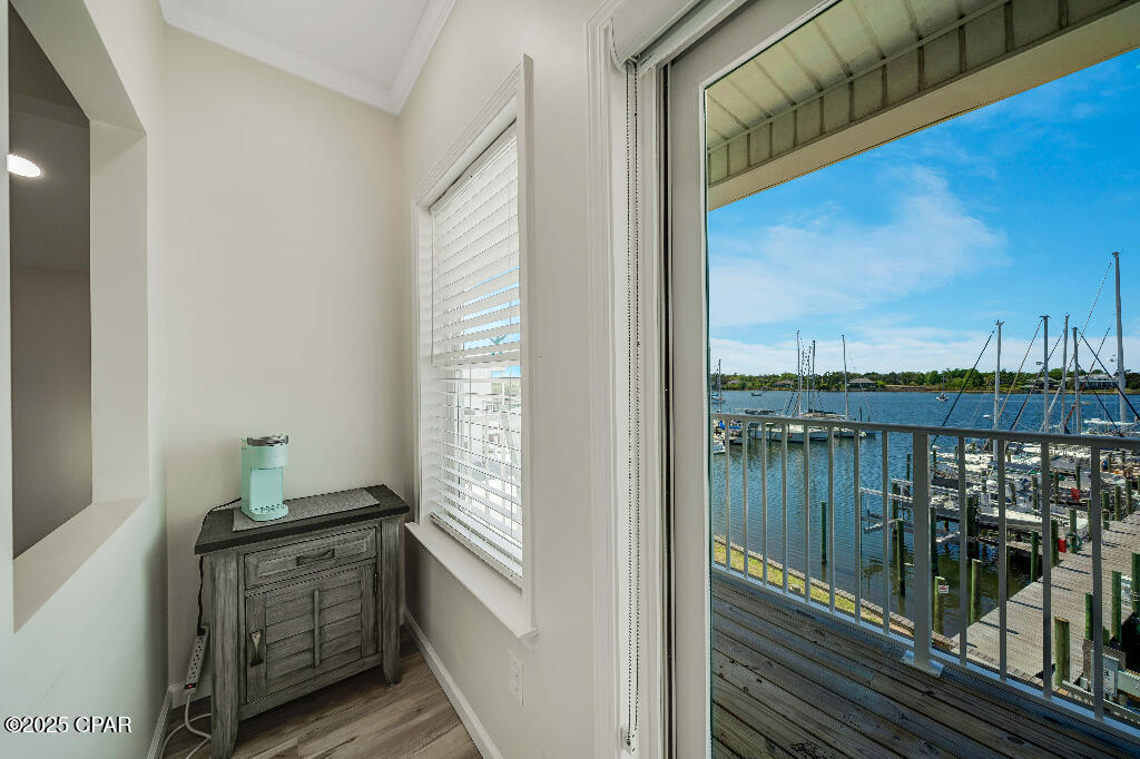 Listing photo id 40 for 319 Abbie Road