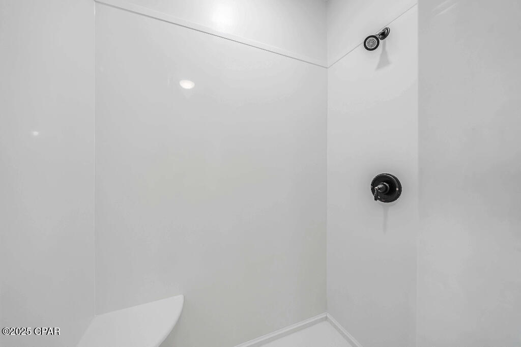 Listing photo id 49 for 319 Abbie Road