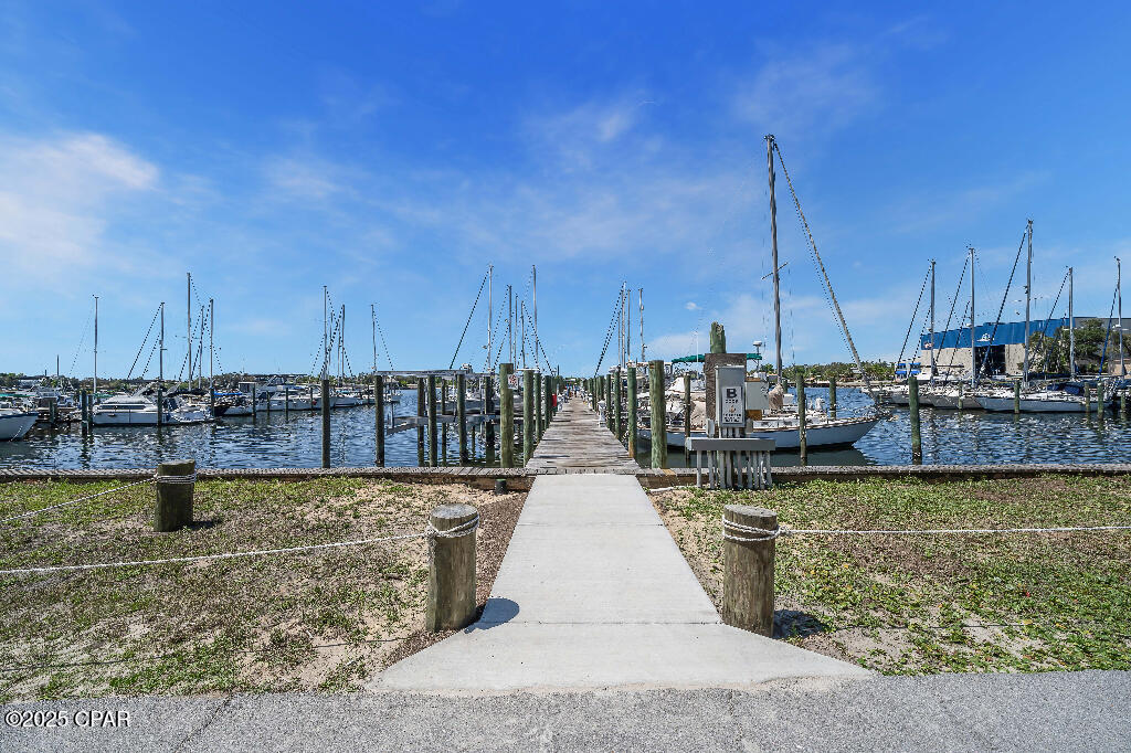 Listing photo id 53 for 319 Abbie Road