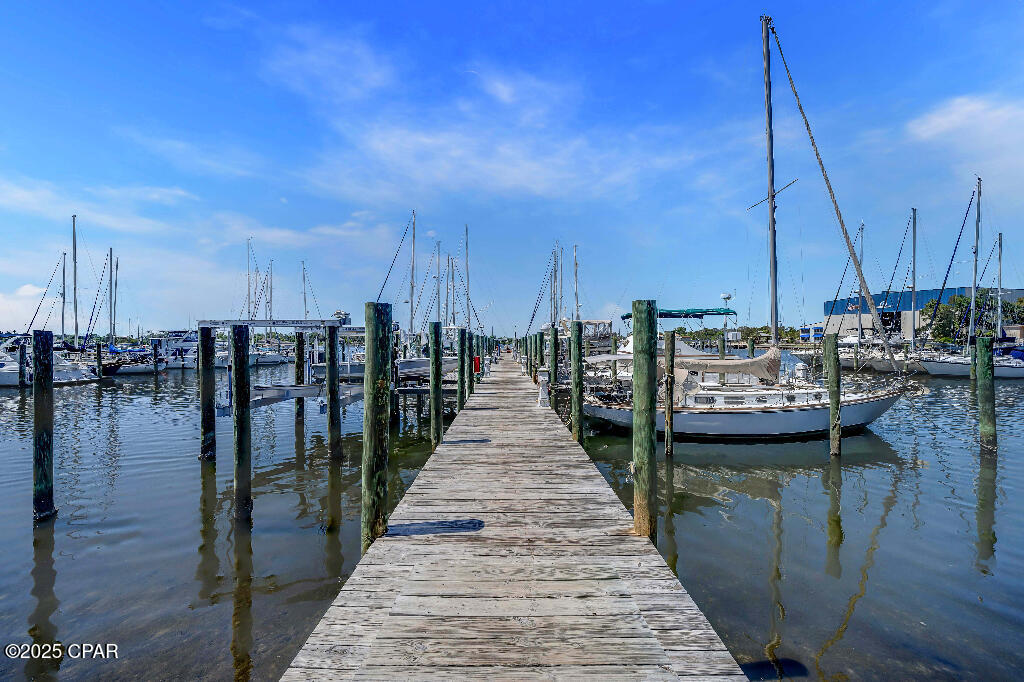 Listing photo id 54 for 319 Abbie Road