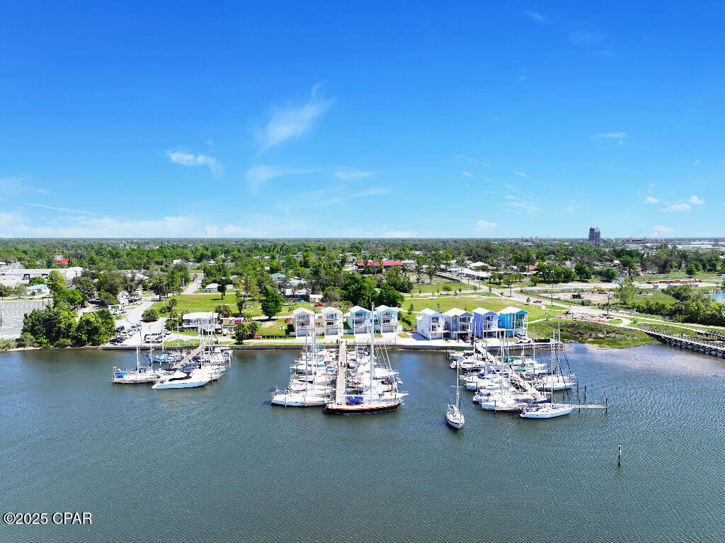 Listing photo id 65 for 319 Abbie Road