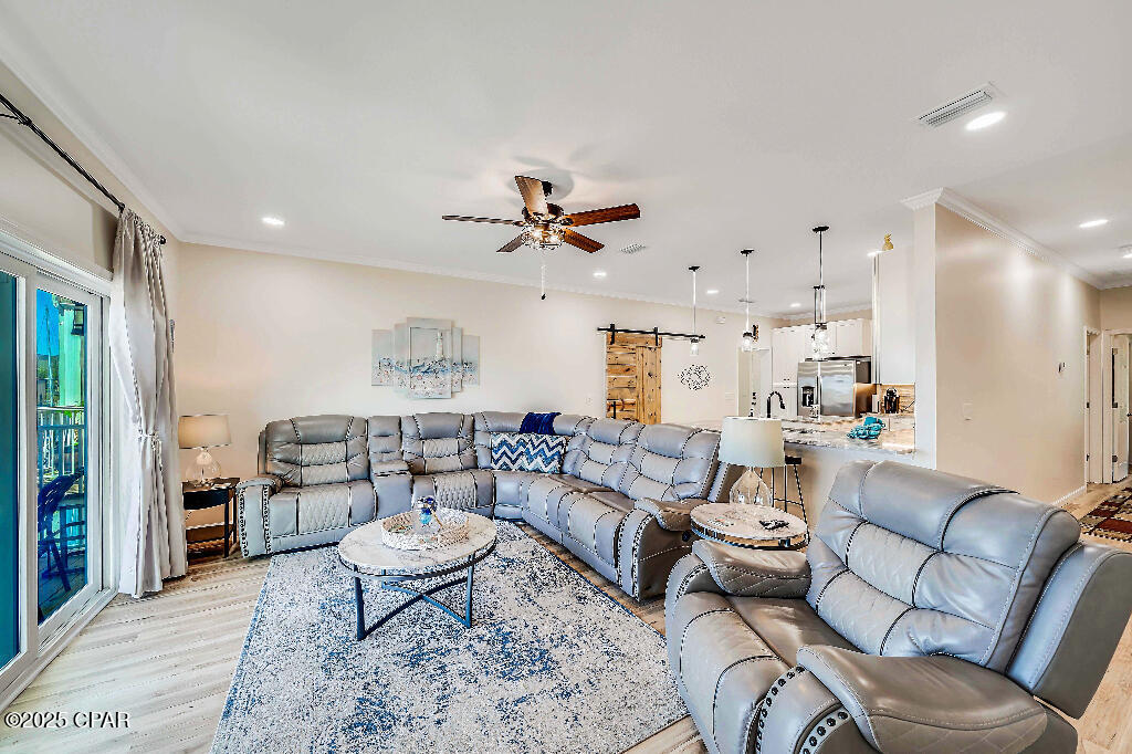 2c9cxuxm1zxgssodnq Hmwcvoswjvflzzcvuq_sh8lc