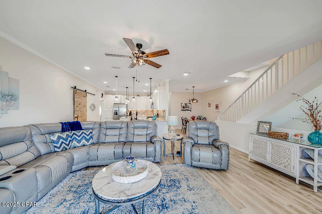 Listing photo id 8 for 319 Abbie Road