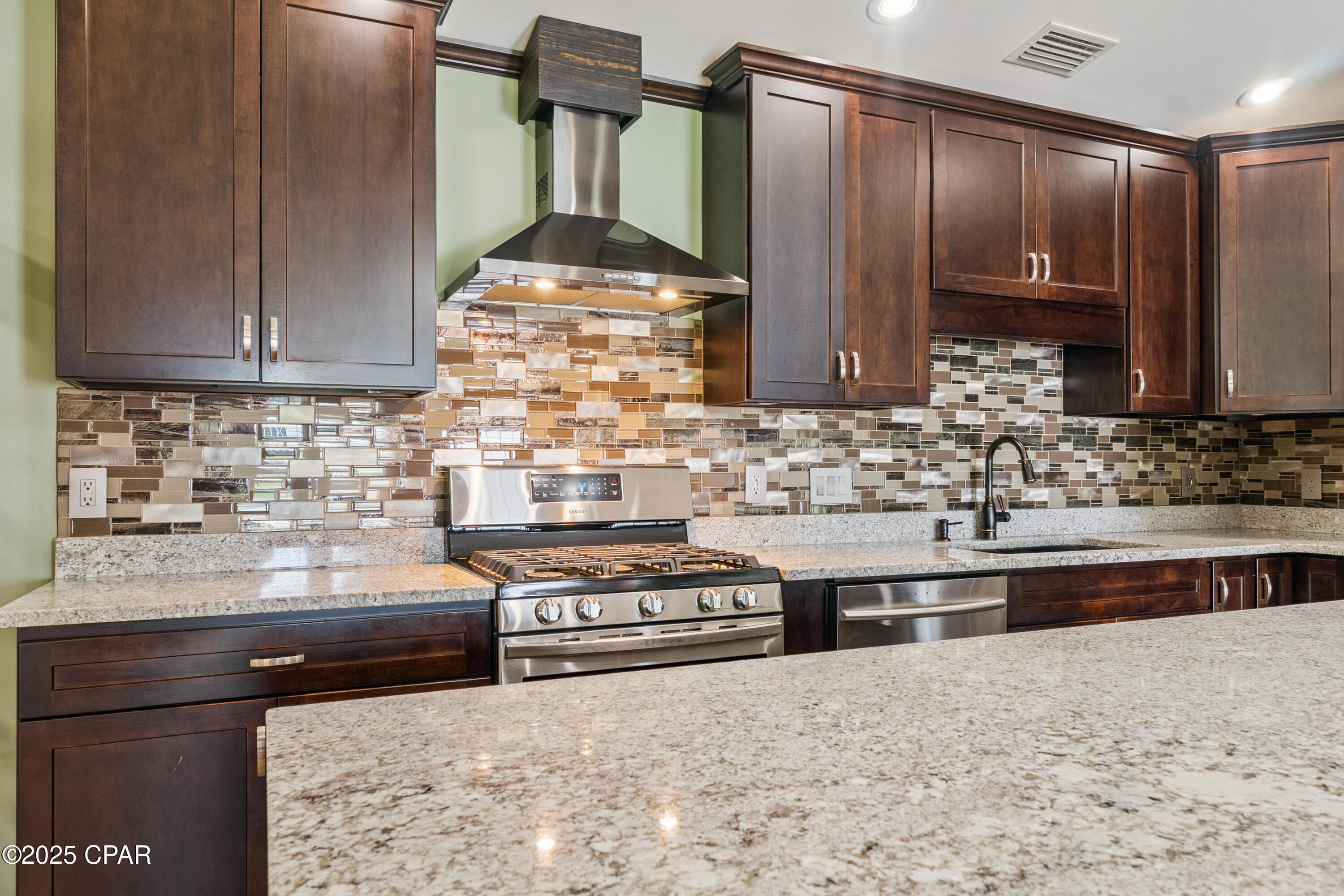 Fatq Bcmi6lyqdyupqppdleho_nf4b0ogxxvacuzo S