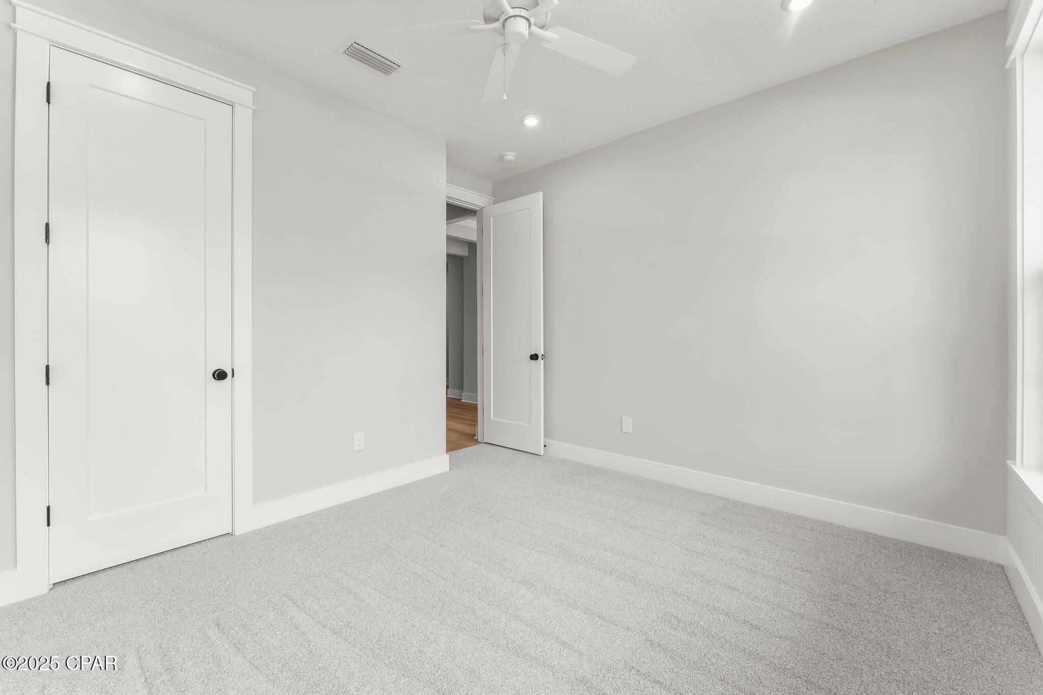 Bbbt7ewcnwb2zl_m2vfpce1henznvcdqw3yq8cdmyvi